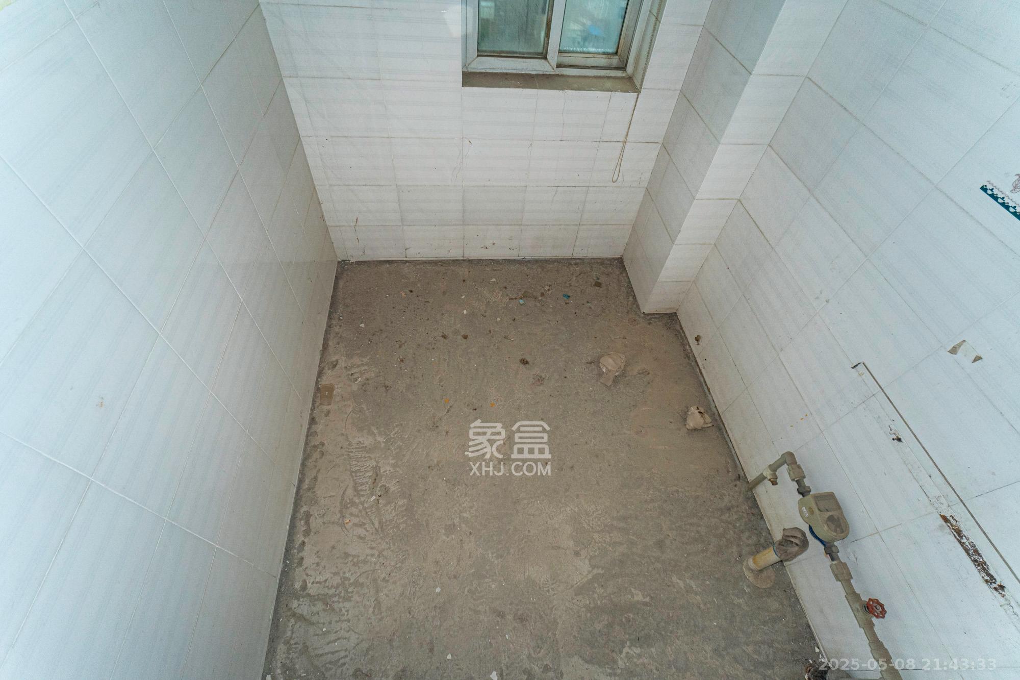 筑梦园 3室2厅2卫 65.8万 筑梦园 3室2厅2卫 65.8万卫生间