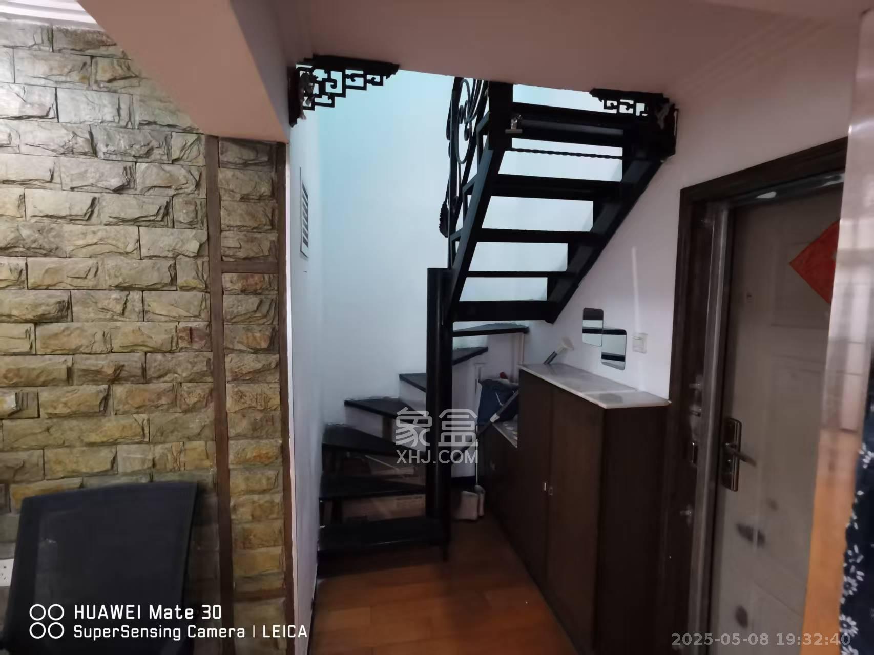 宏景名厦 2室1厅2卫 2500.0元/月 宏景名厦 2室1厅2卫 2500.0元/月室内图