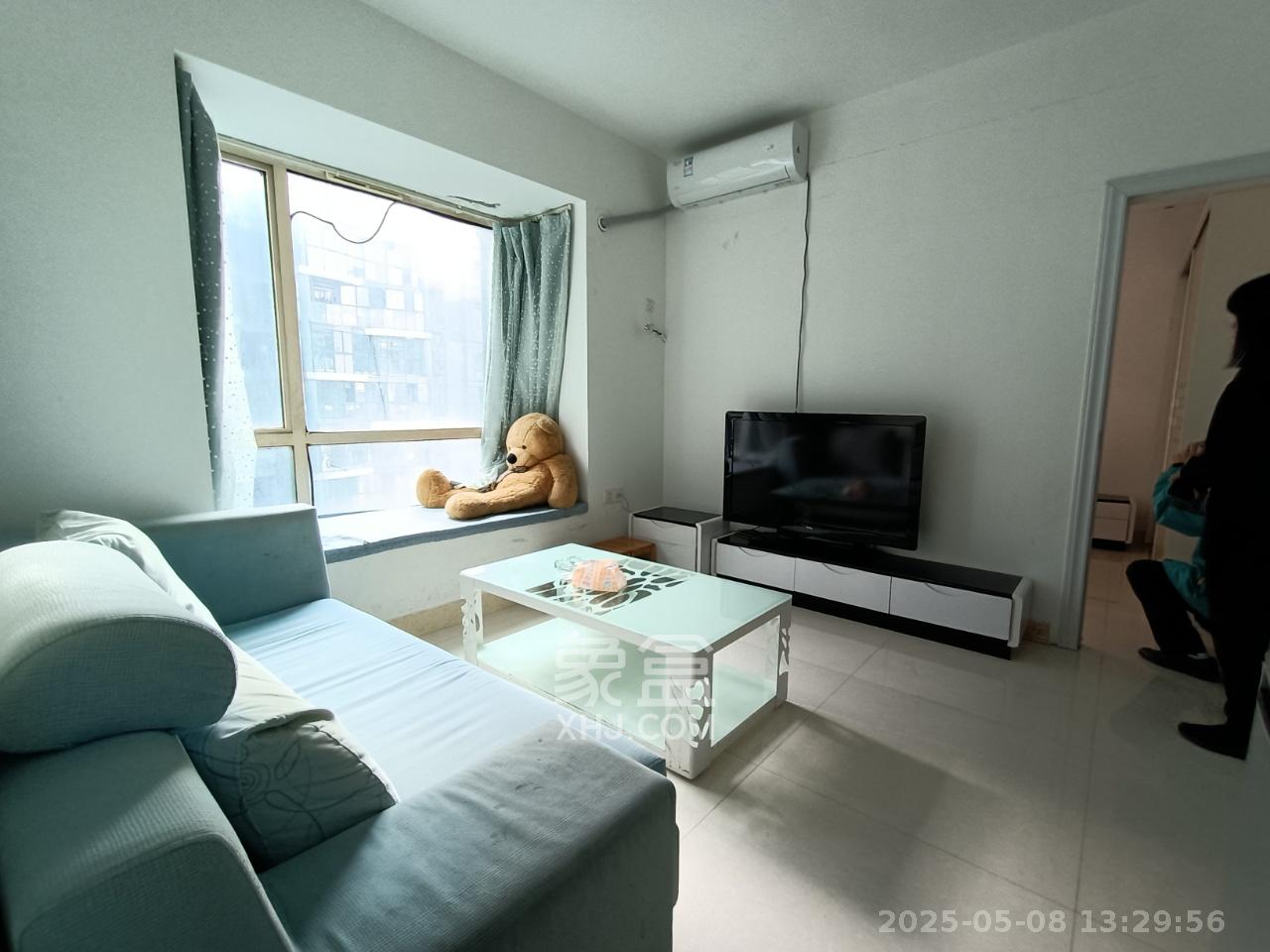 华盛新外滩  1室1厅1卫    2500.0元/月 华盛新外滩  1室1厅1卫    2500.0元/月