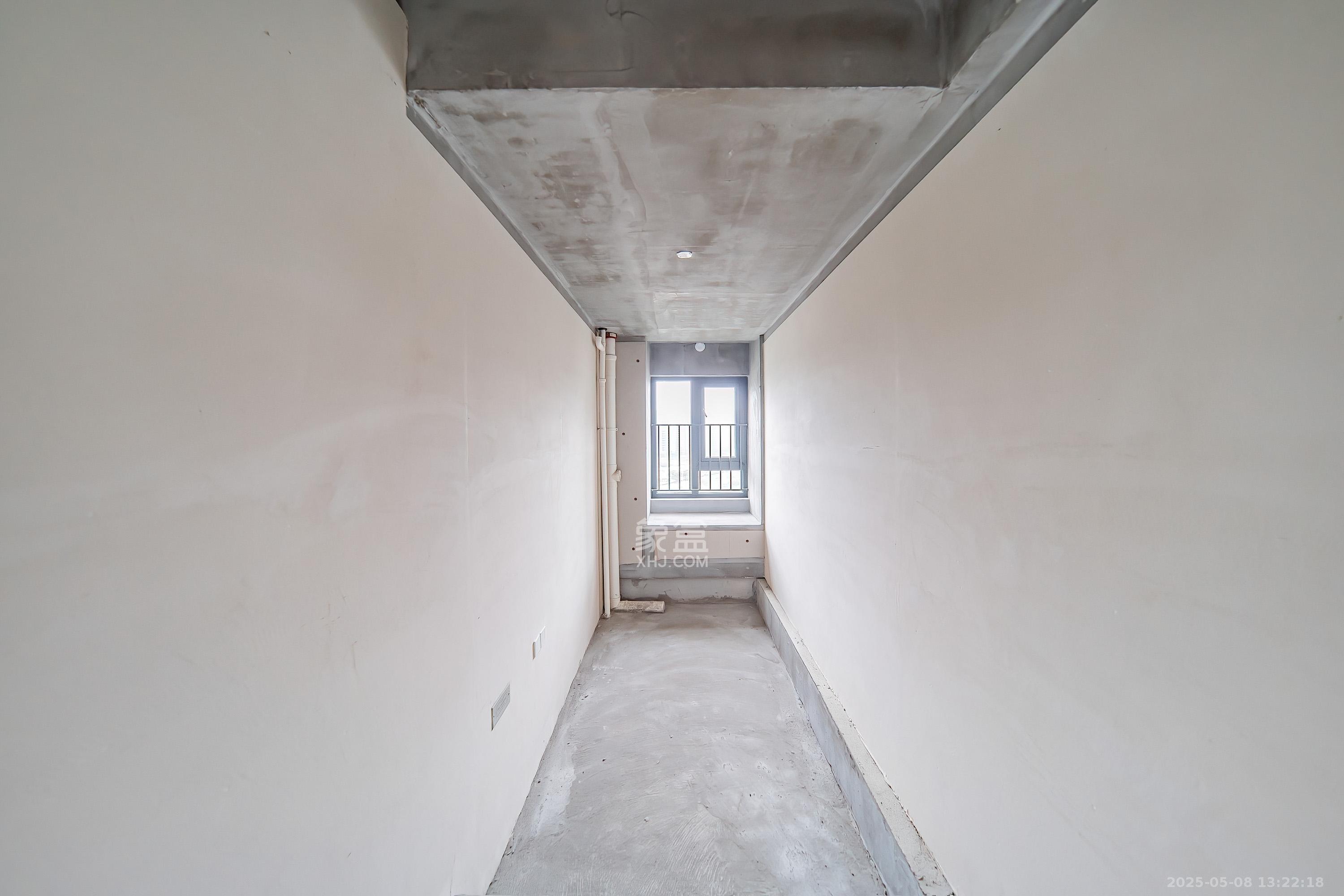 华润置地润樾府 5室2厅3卫 225.0万 华润置地润樾府 5室2厅3卫 225.0万卫生间