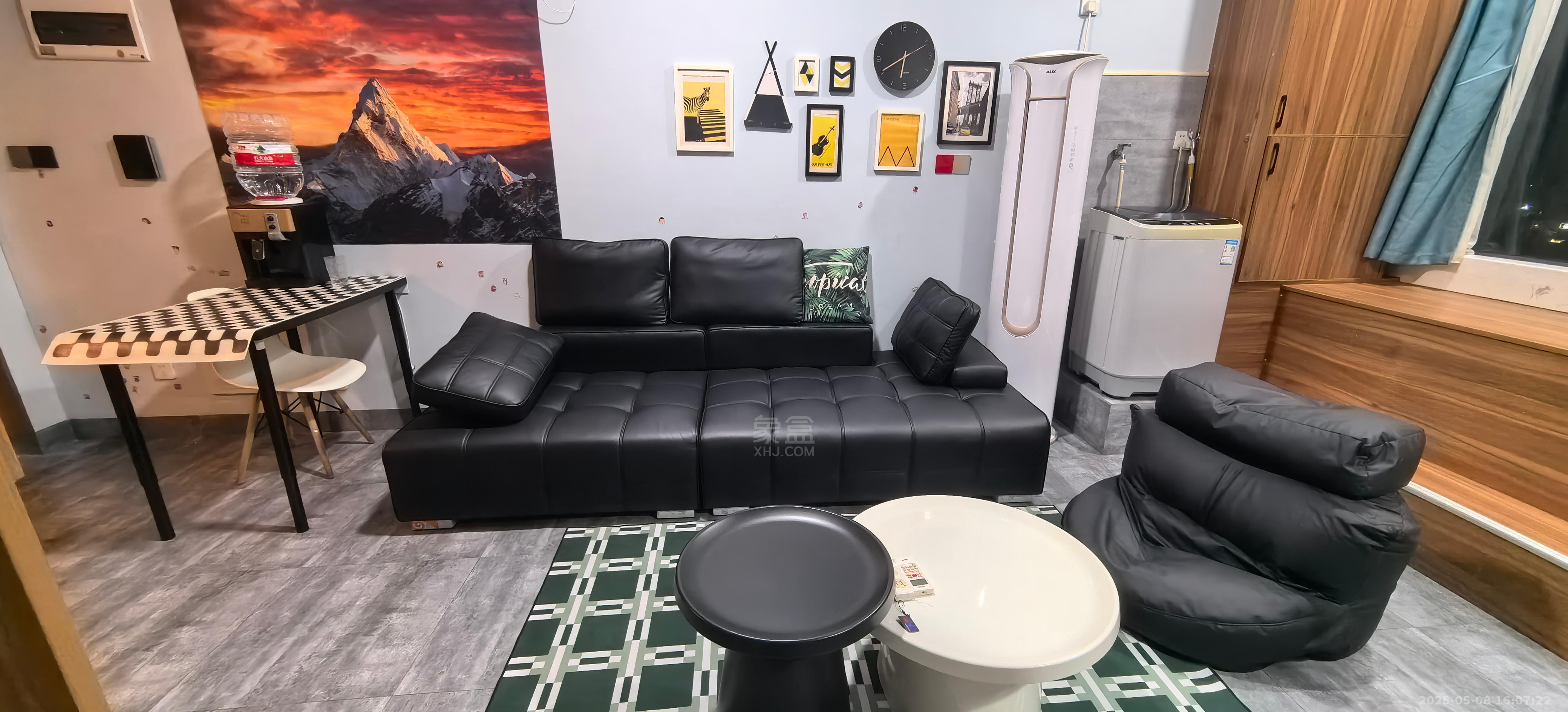 白金汉宫 1室1厅1卫 1600.0元/月 白金汉宫 1室1厅1卫 1600.0元/月室内图