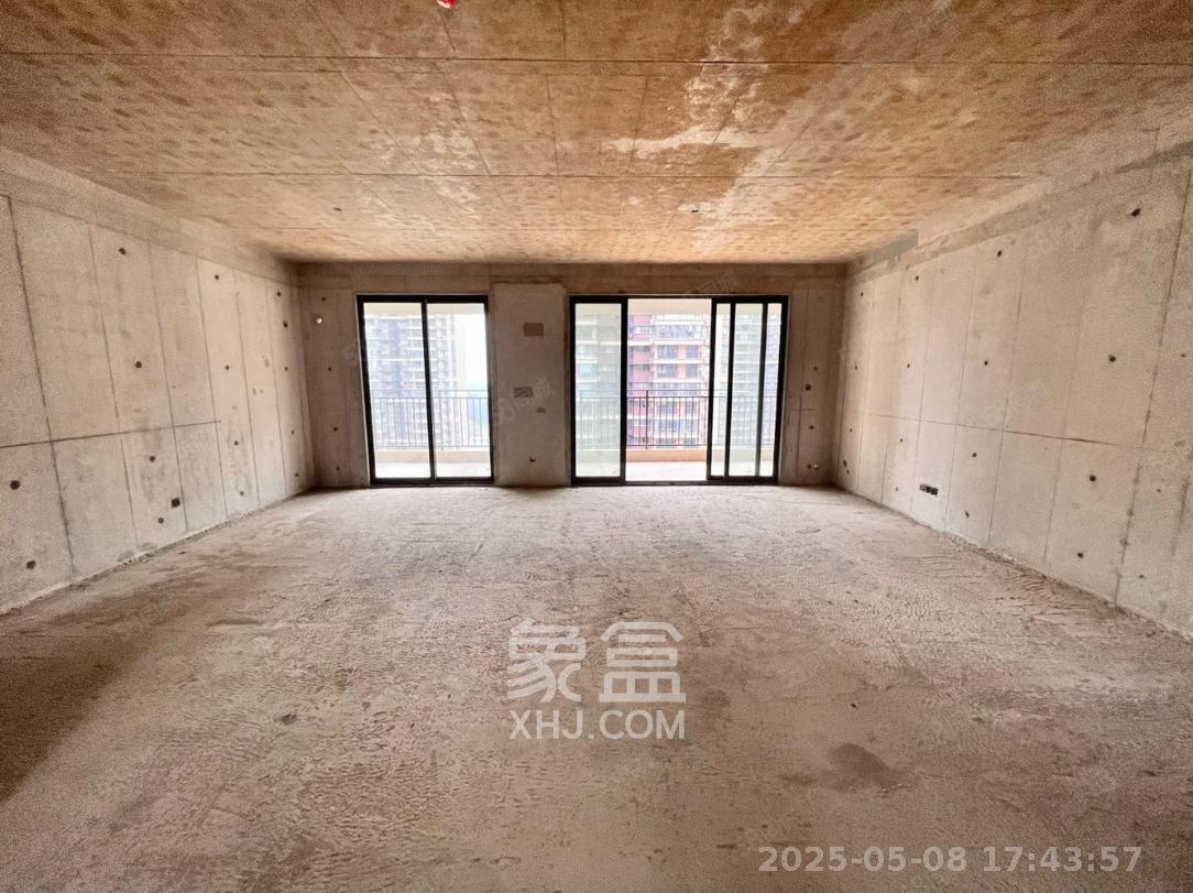 长房岭秀时代 5室2厅3卫 2300.0元/月 长房岭秀时代 5室2厅3卫 2300.0元/月室内图