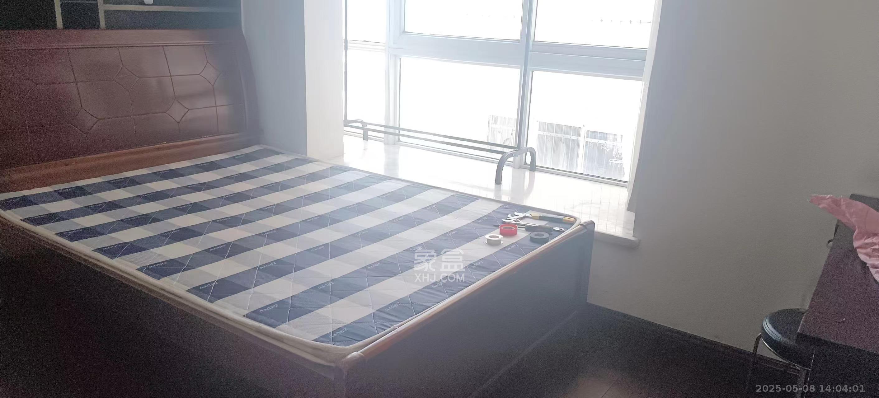 新世纪花苑  3室2厅1卫   3500.00元/月室内图
