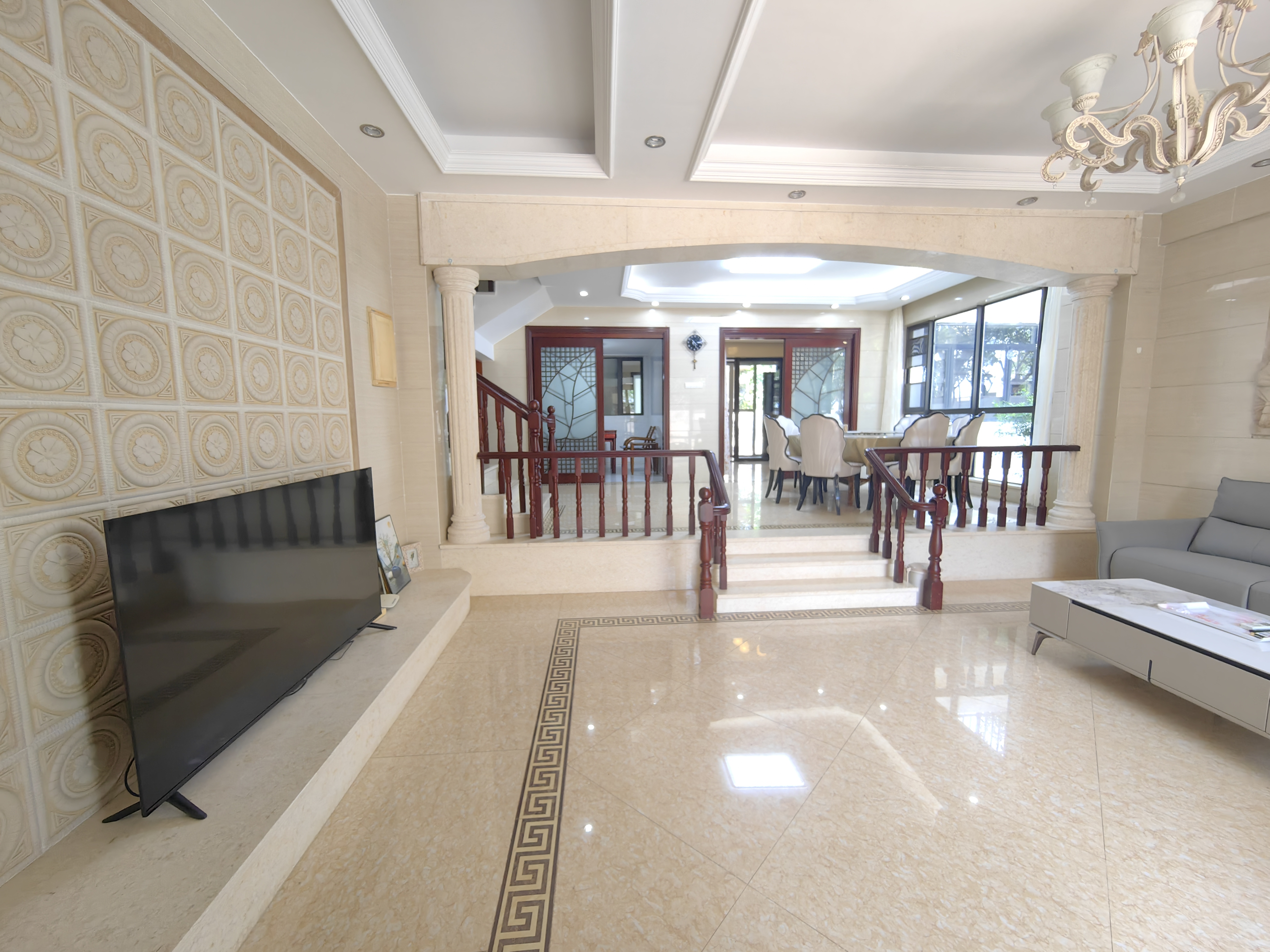 万科浪琴湾 7室2厅3卫 8500.0元/月 万科浪琴湾 7室2厅3卫 8500.0元/月室内图