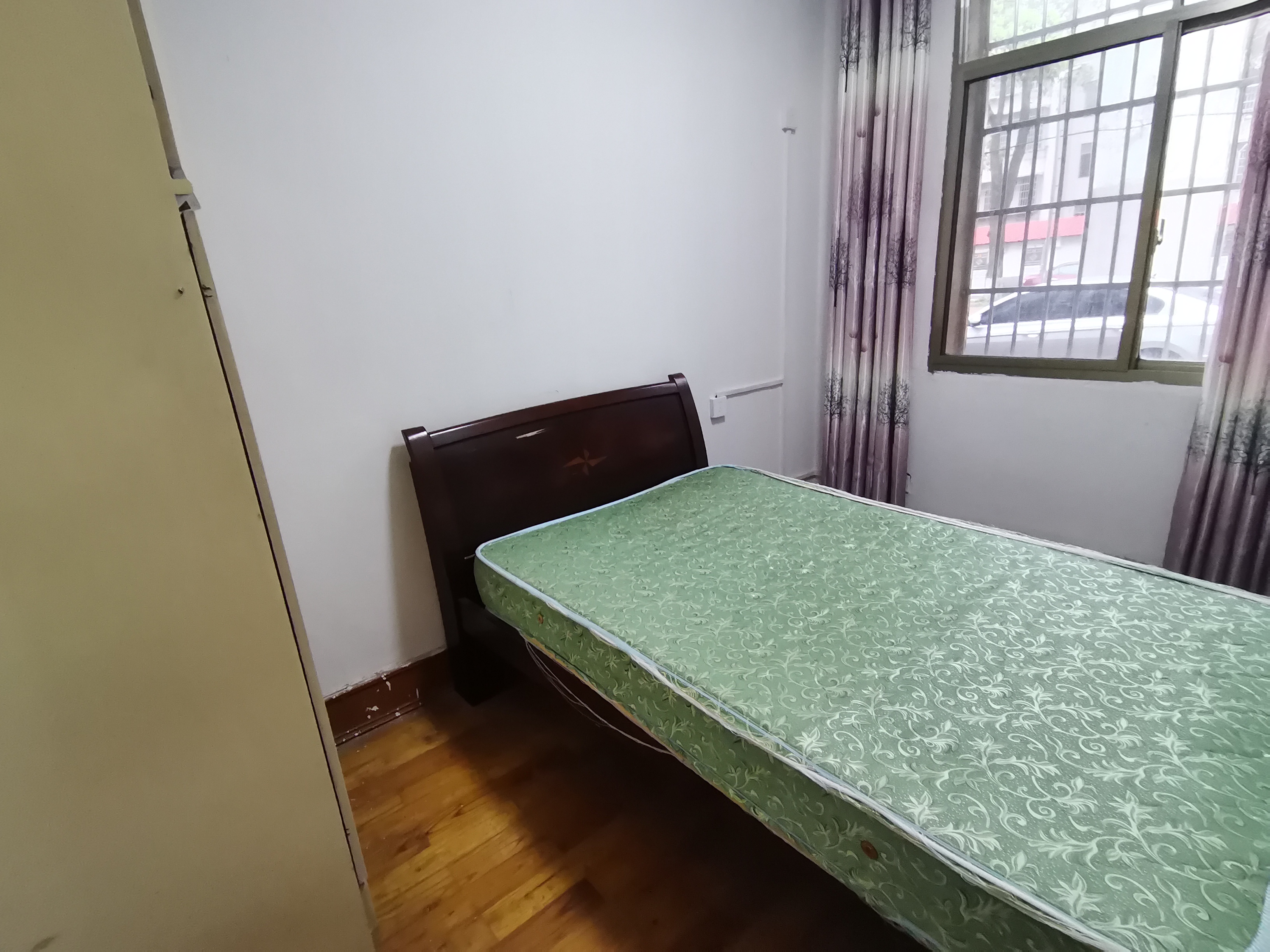 林苑小区 3室2厅1卫 1000.0元/月 林苑小区 3室2厅1卫 1000.0元/月室内图