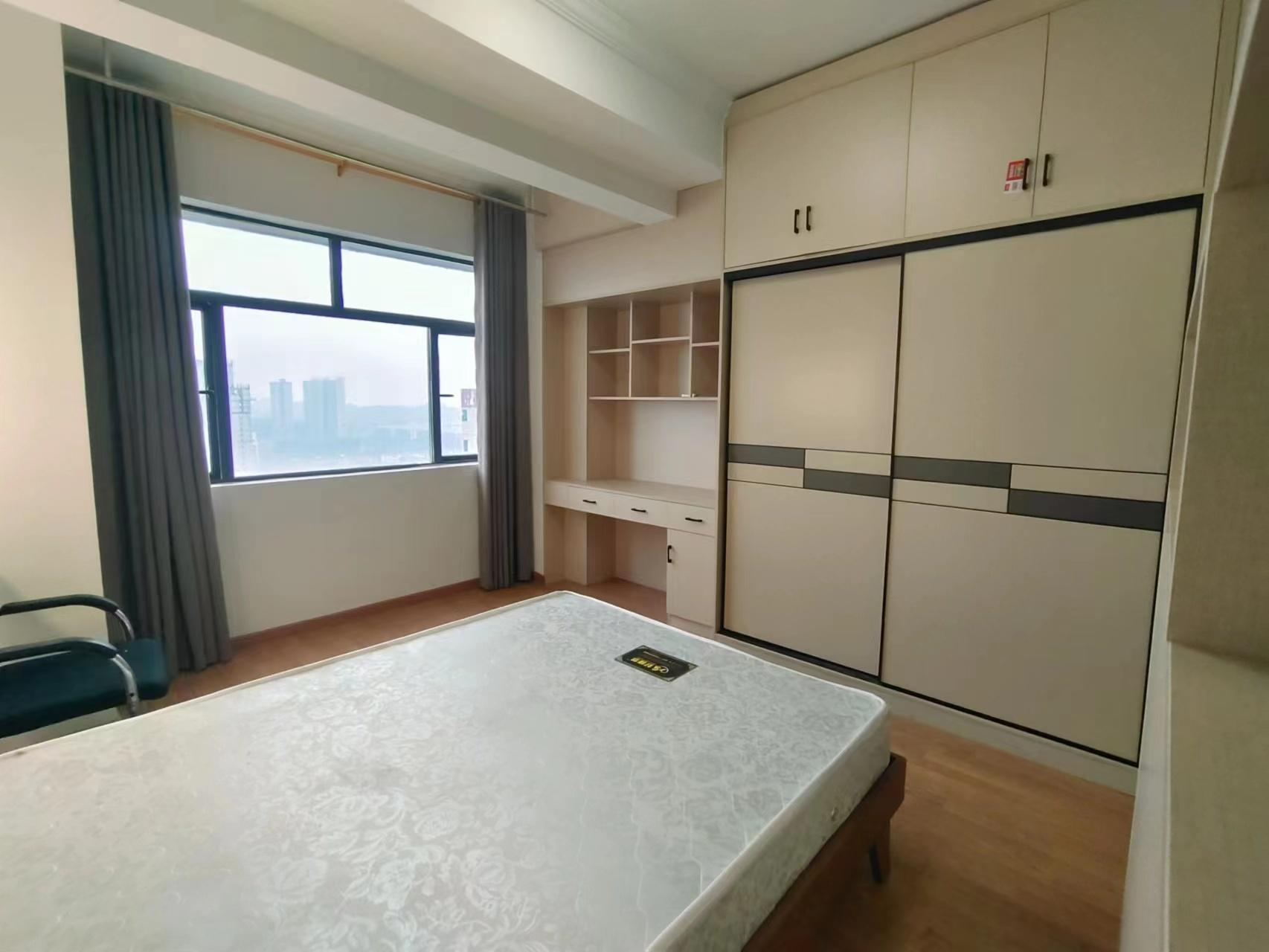 五江碧桂园城市广场 1室1厅1卫 1350.00元/月 五江碧桂园城市广场 1室1厅1卫 1350.00元/月室内图