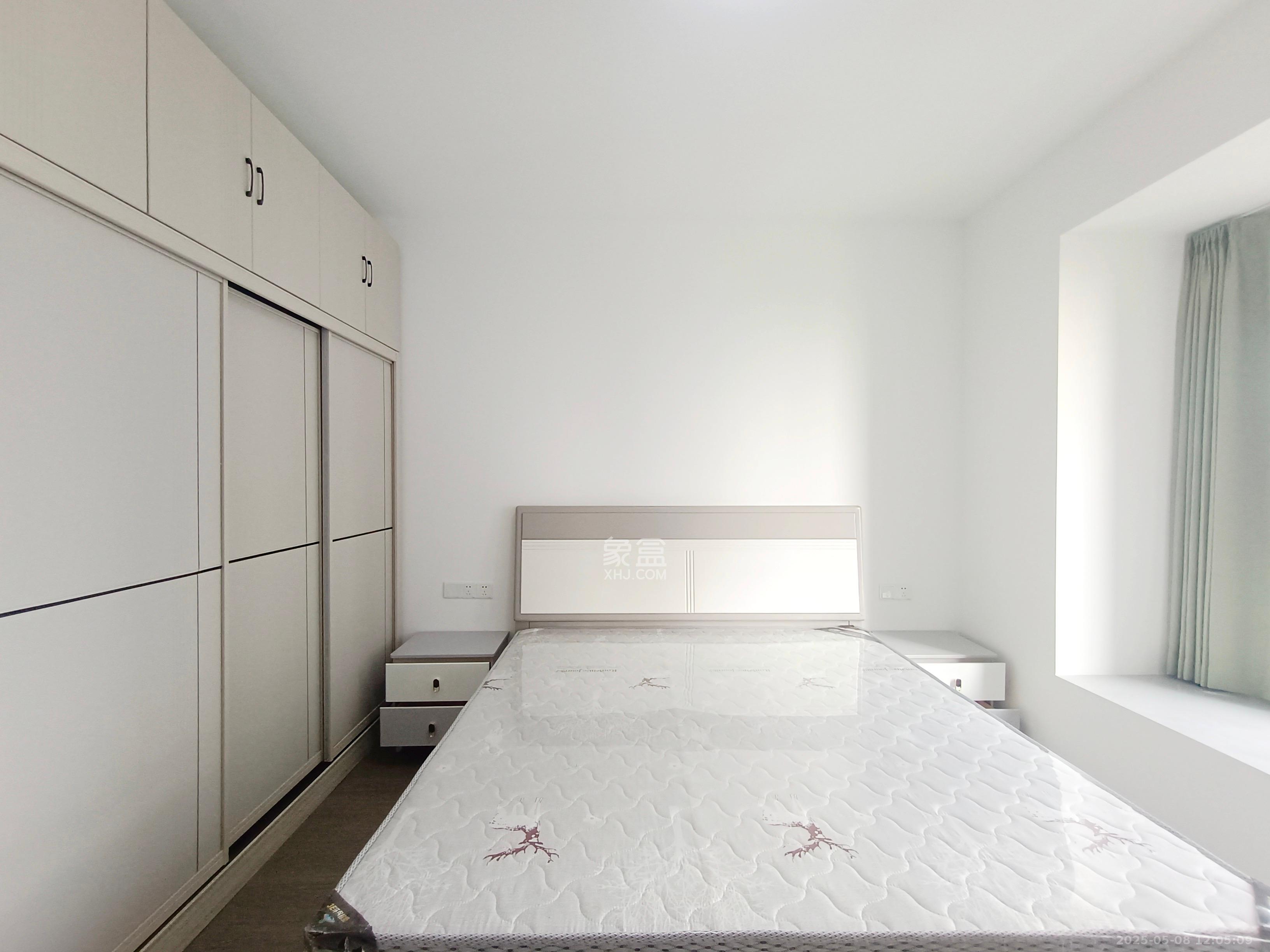 保利恒伟时光印象  4室2厅2卫   3000.00元/月室内图