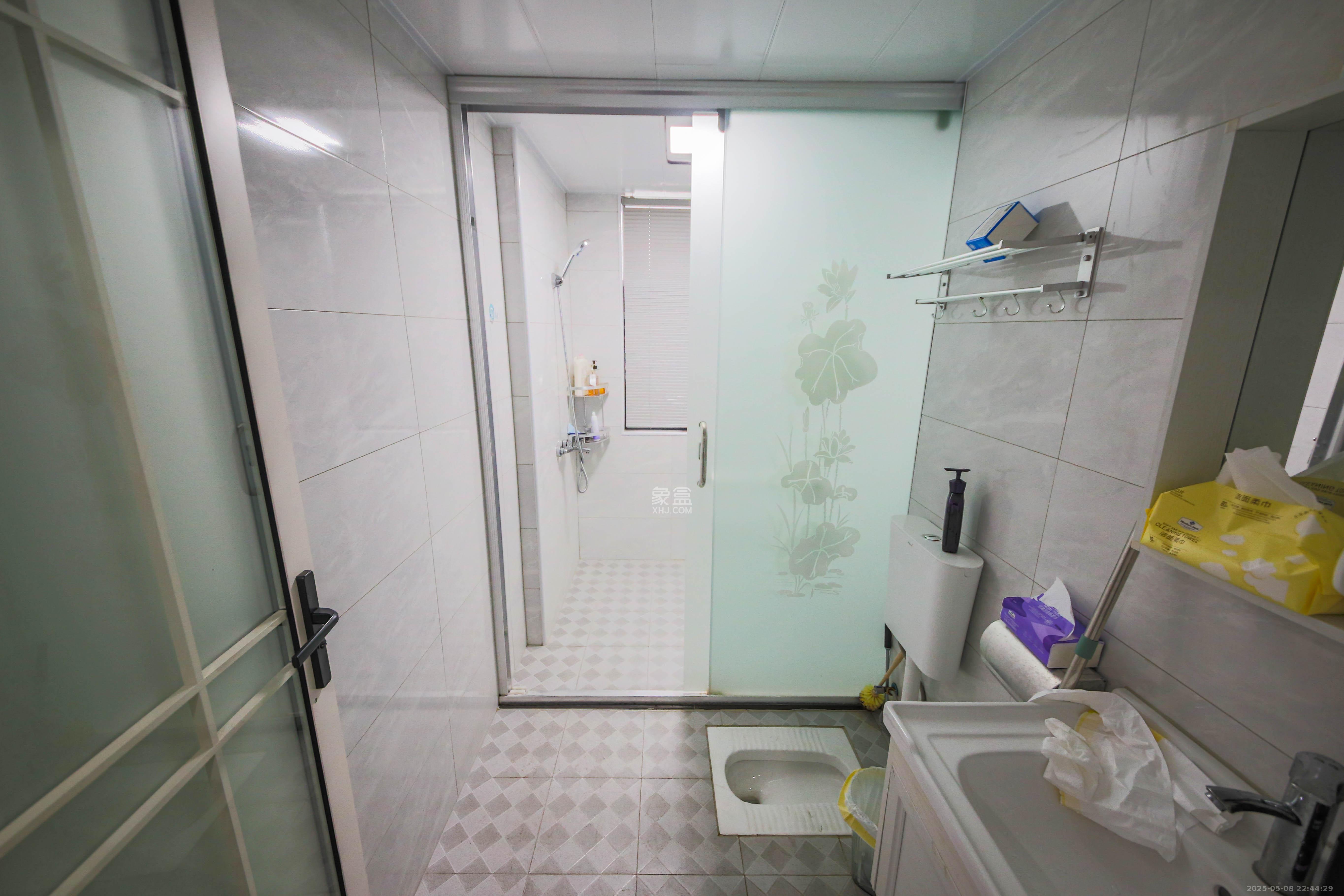 博林云栖  3室2厅2卫    160.0万 博林云栖  3室2厅2卫    160.0万卫生间