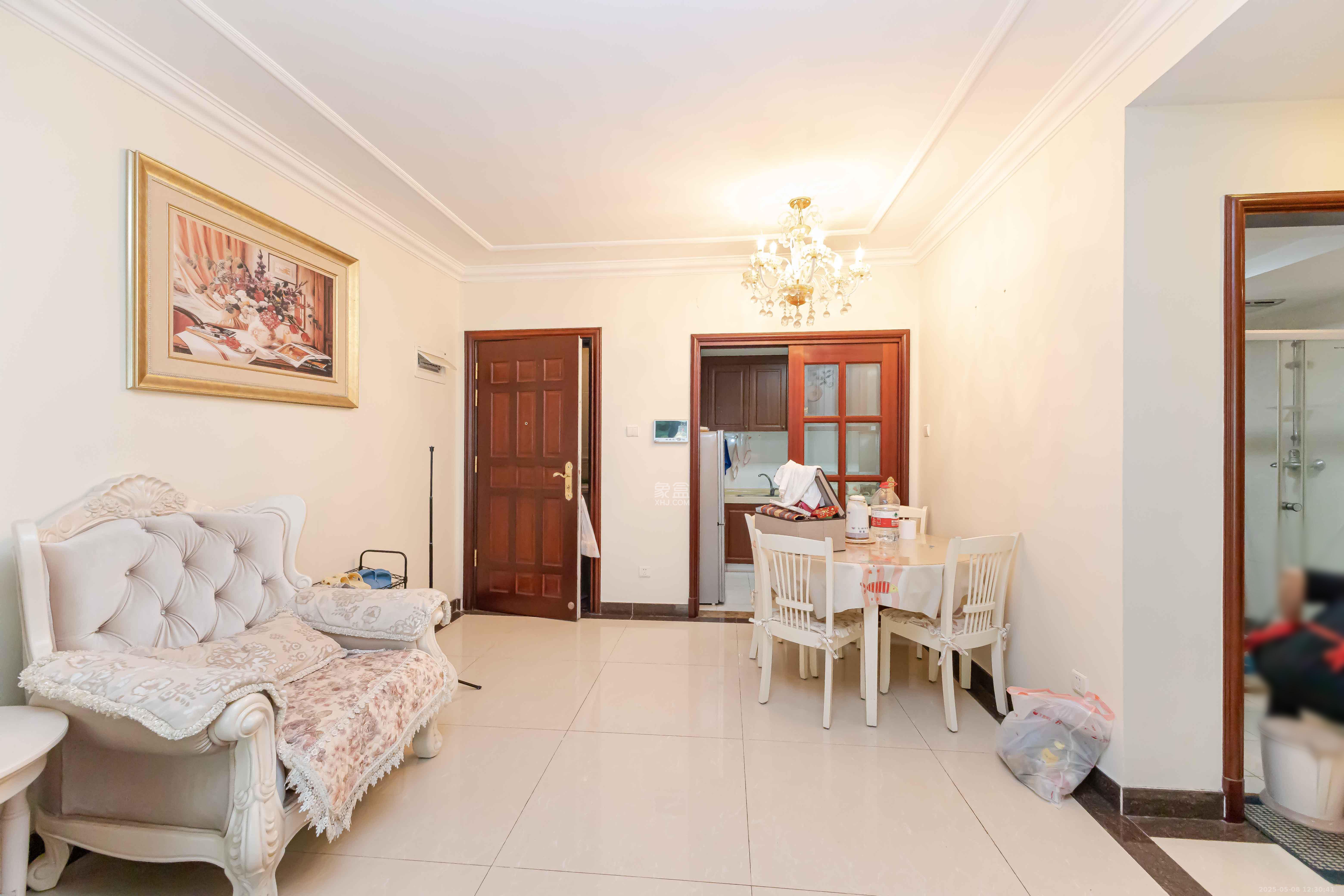 恒大名都 3室2厅1卫 60.0万 恒大名都 3室2厅1卫 60.0万客厅