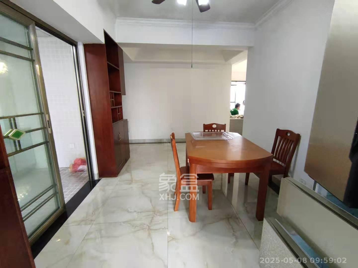 长房时代城  3室2厅2卫   3200.00元/月室内图