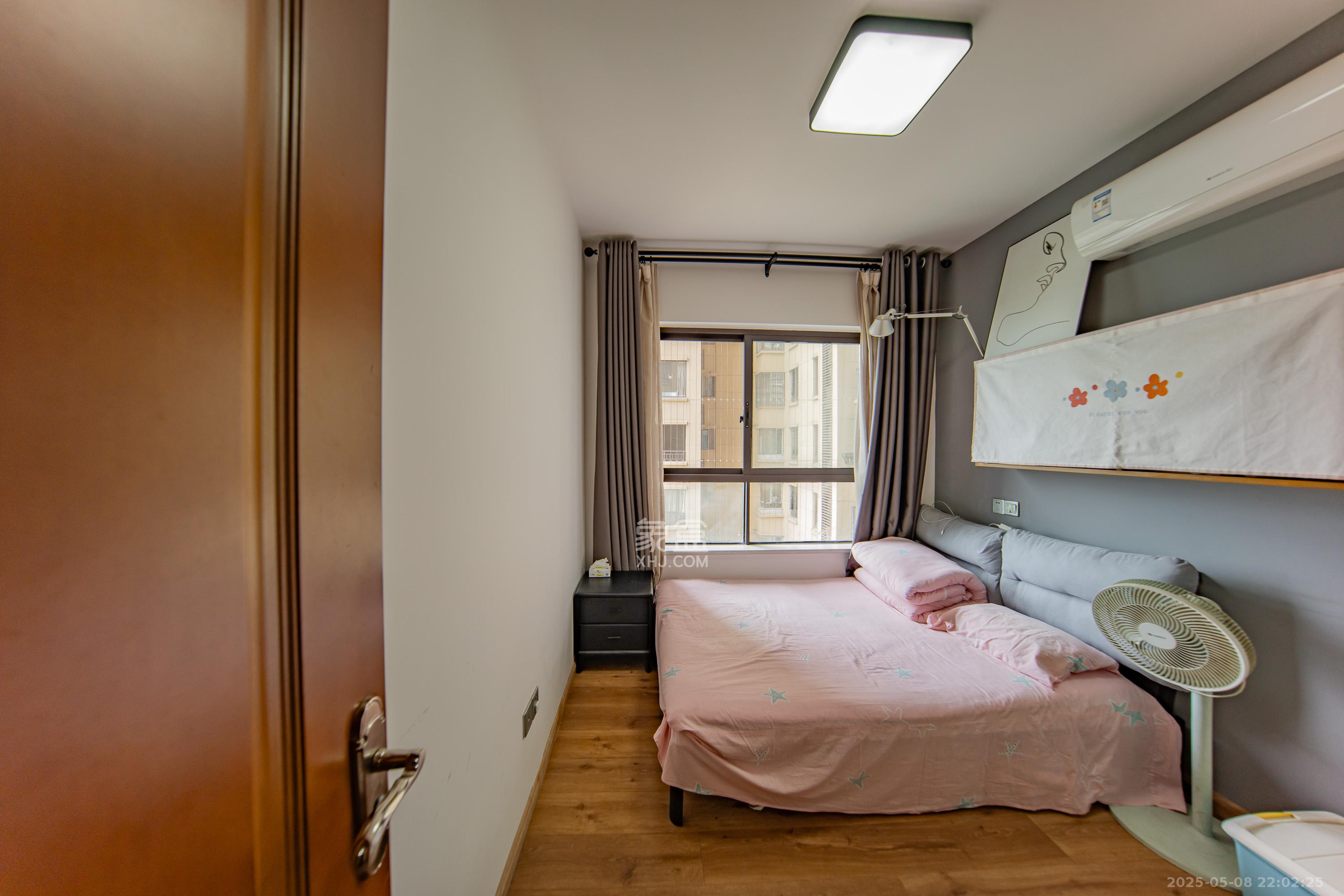 华润橡树湾 3室2厅1卫 79.0万 华润橡树湾 3室2厅1卫 79.0万卧室