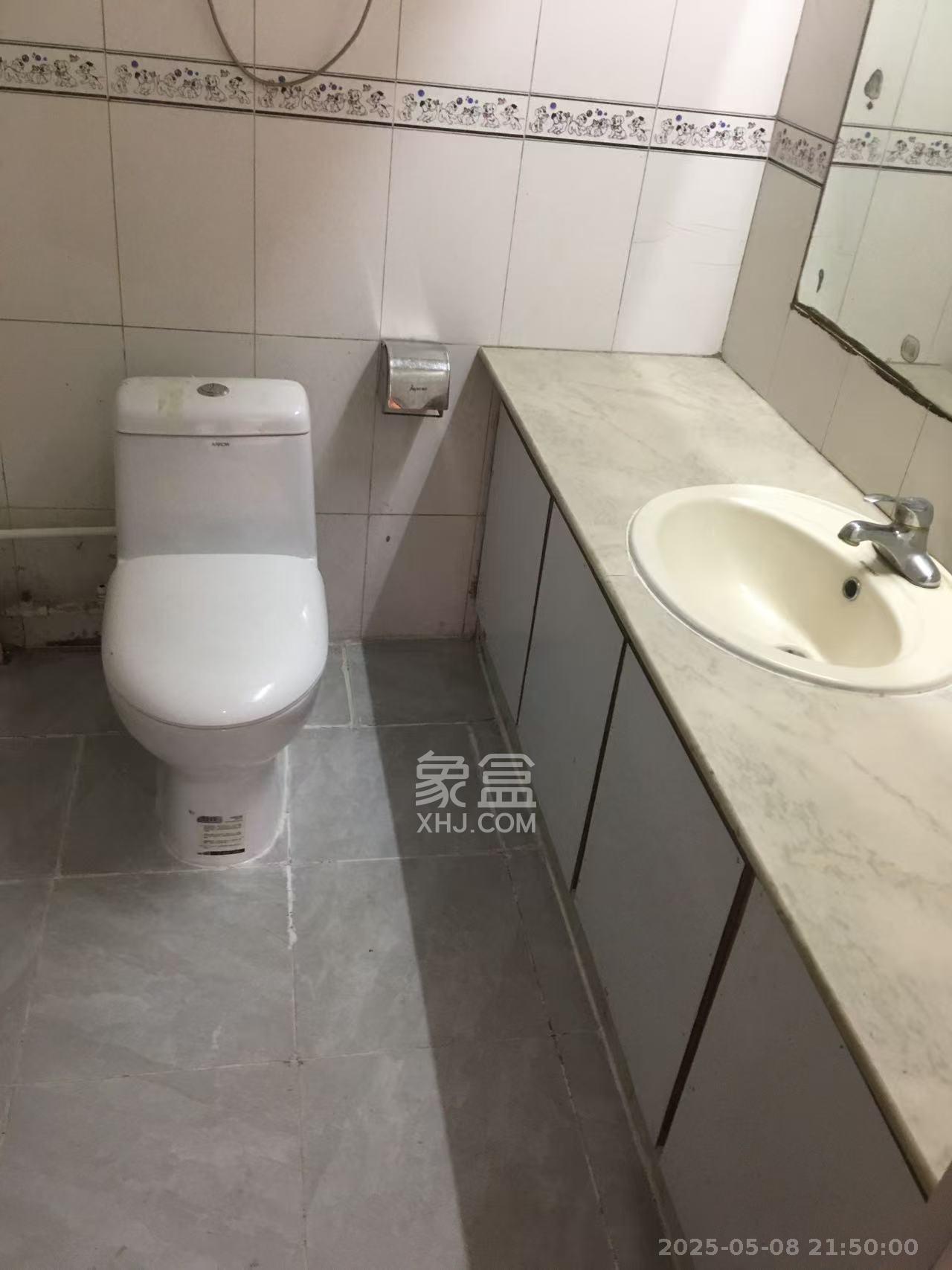 鑫天花园 2室2厅1卫 1690.0元/月 鑫天花园 2室2厅1卫 1690.0元/月室内图