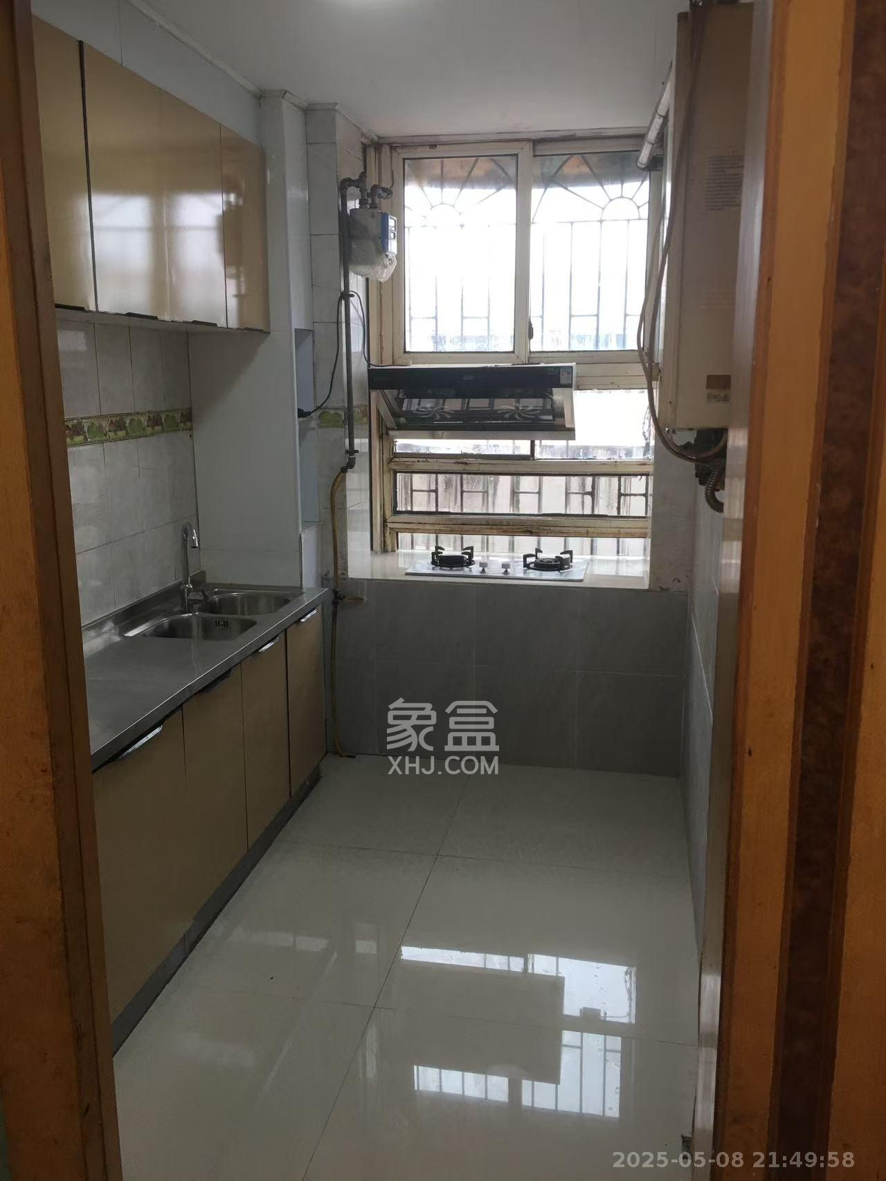 鑫天花园 2室2厅1卫 1690.0元/月 鑫天花园 2室2厅1卫 1690.0元/月室内图