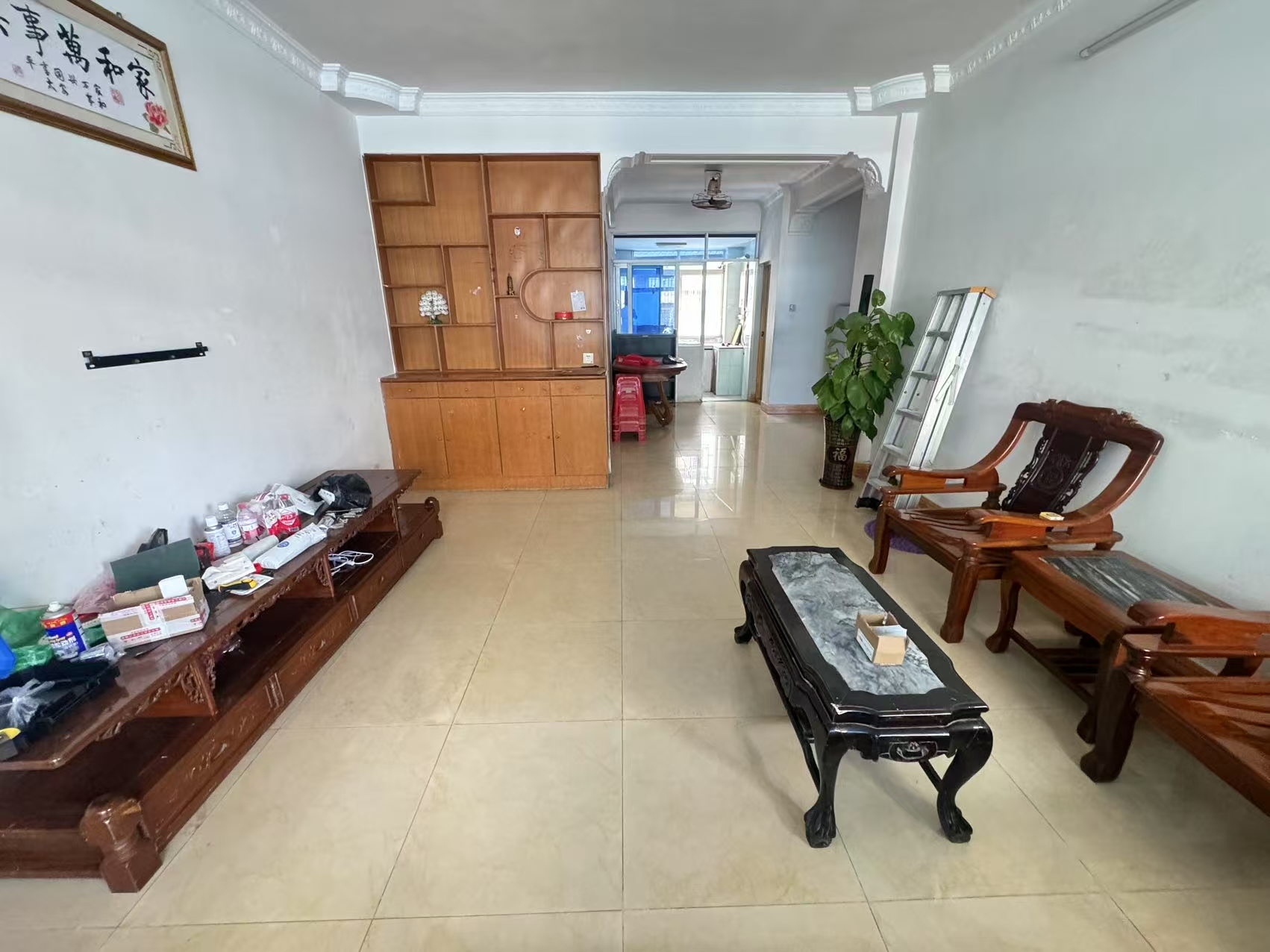 海南省农垦第一物资供销公司大院 3室2厅1卫 98.0万 海南省农垦第一物资供销公司大院 3室2厅1卫 98.0万室内图