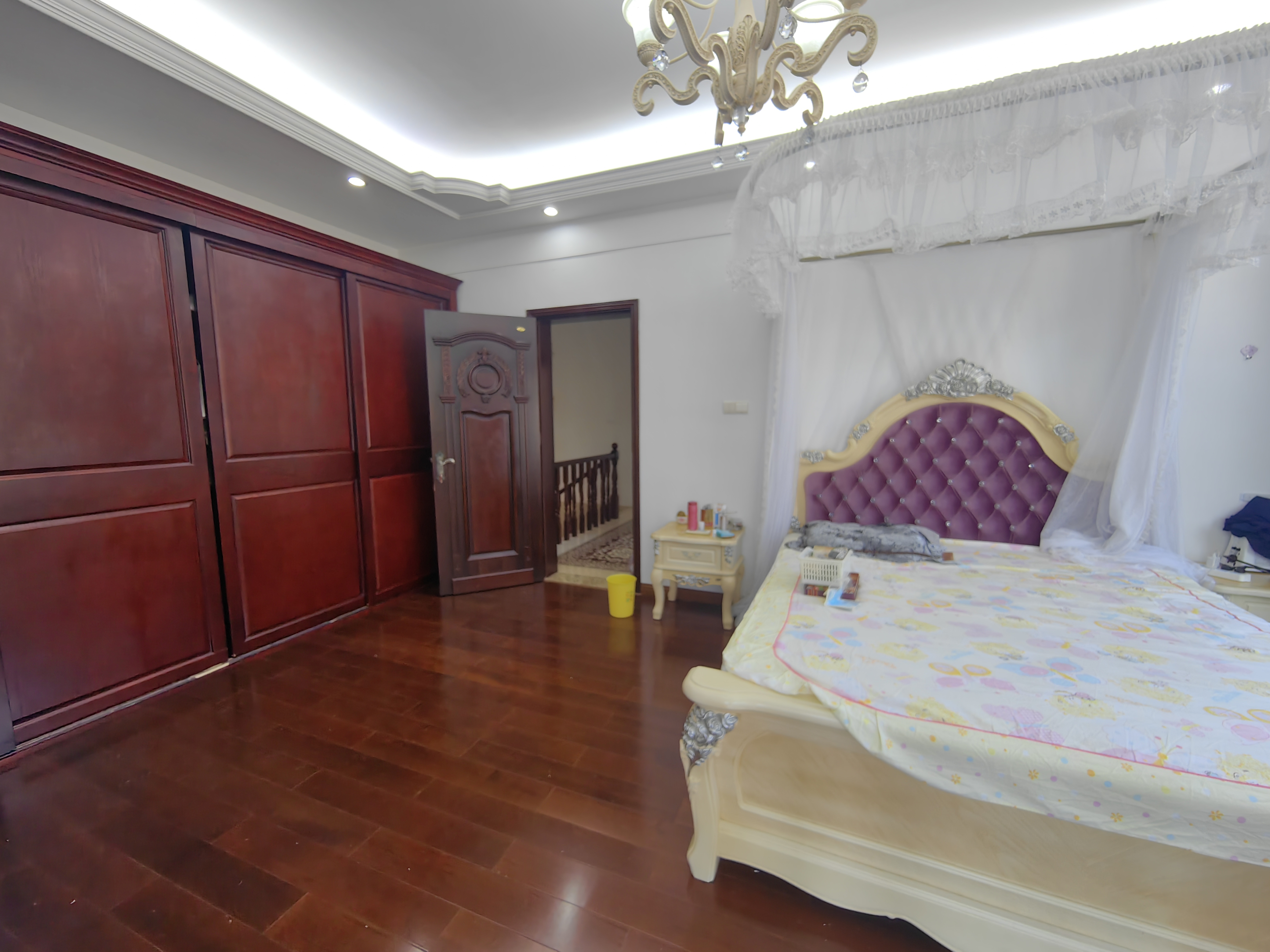 万科浪琴湾 7室2厅3卫 8500.0元/月 万科浪琴湾 7室2厅3卫 8500.0元/月室内图