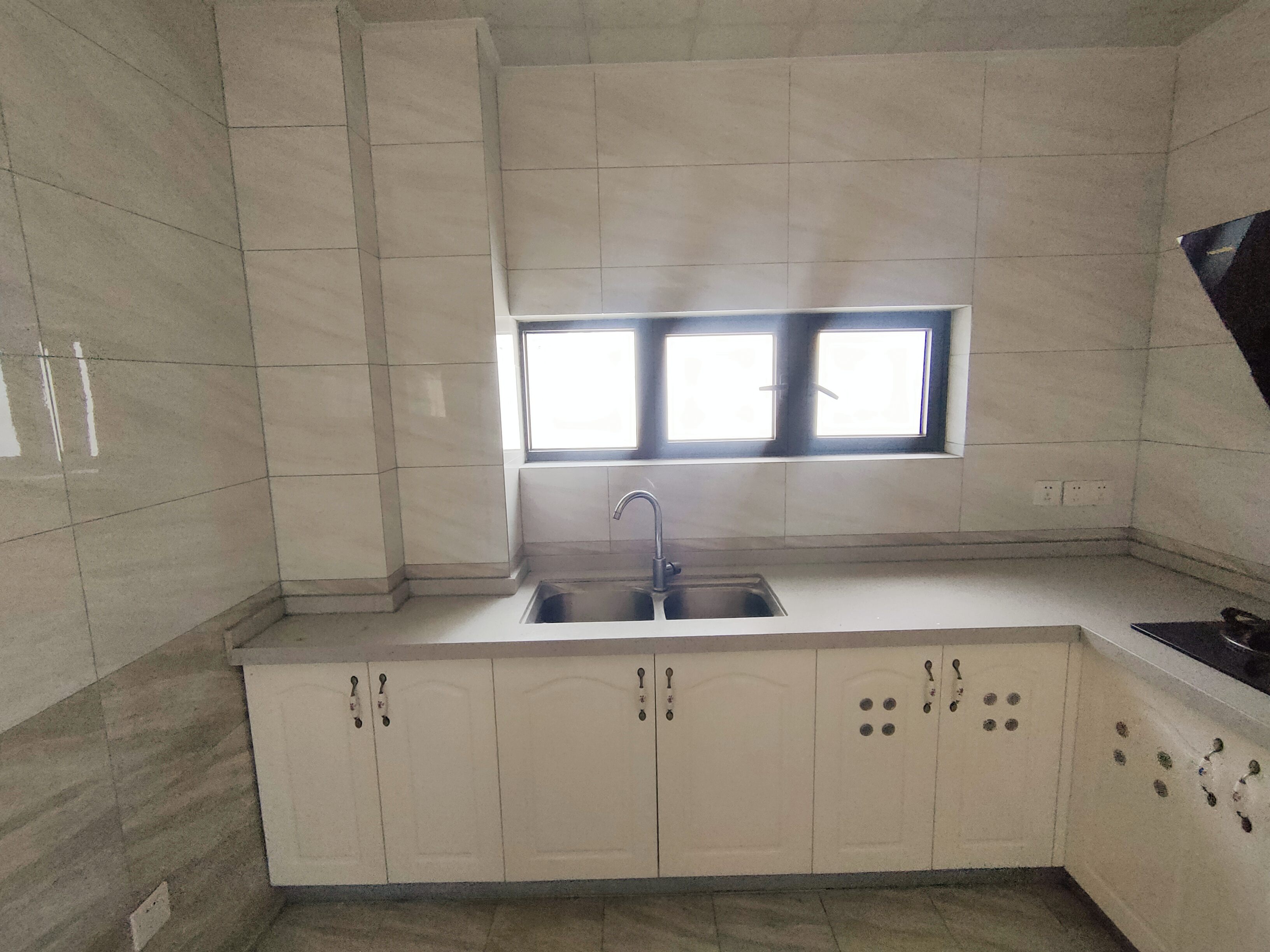 保利中央海岸三期熙园 3室2厅2卫 175.0万 保利中央海岸三期熙园 3室2厅2卫 175.0万室内图