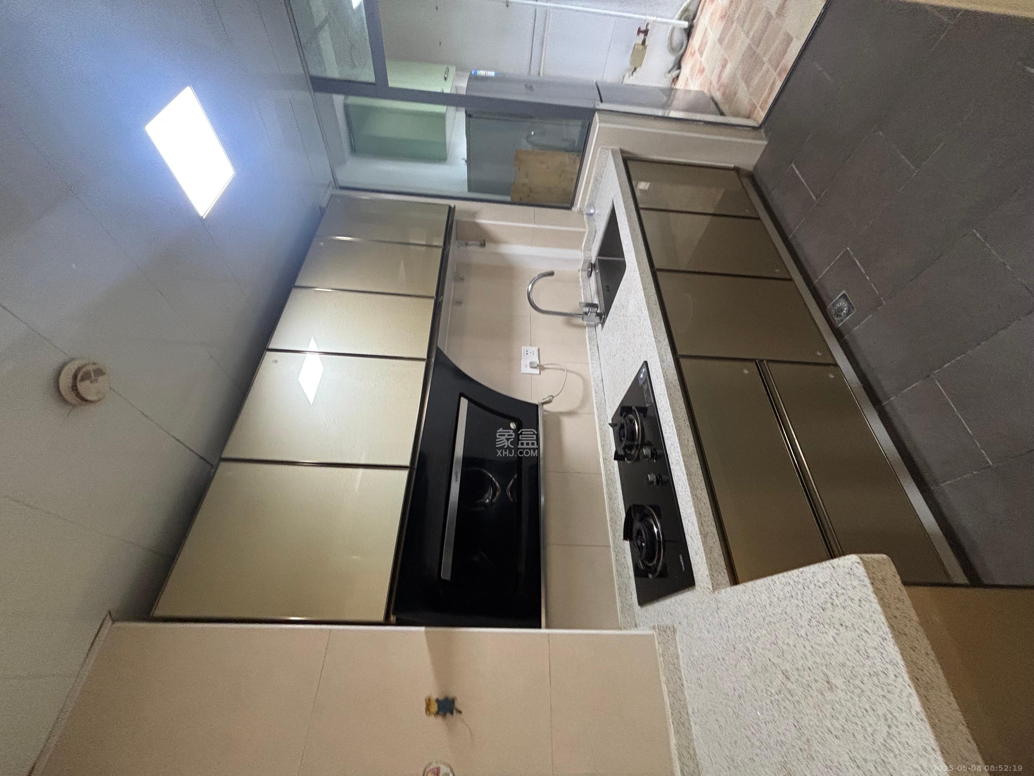 湘域中央  2室1厅1卫    3200.0元/月 湘域中央  2室1厅1卫    3200.0元/月室内图