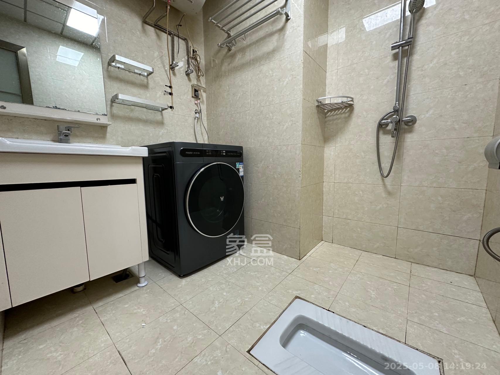 众东国际  1室1厅1卫   2200.00元/月室内图