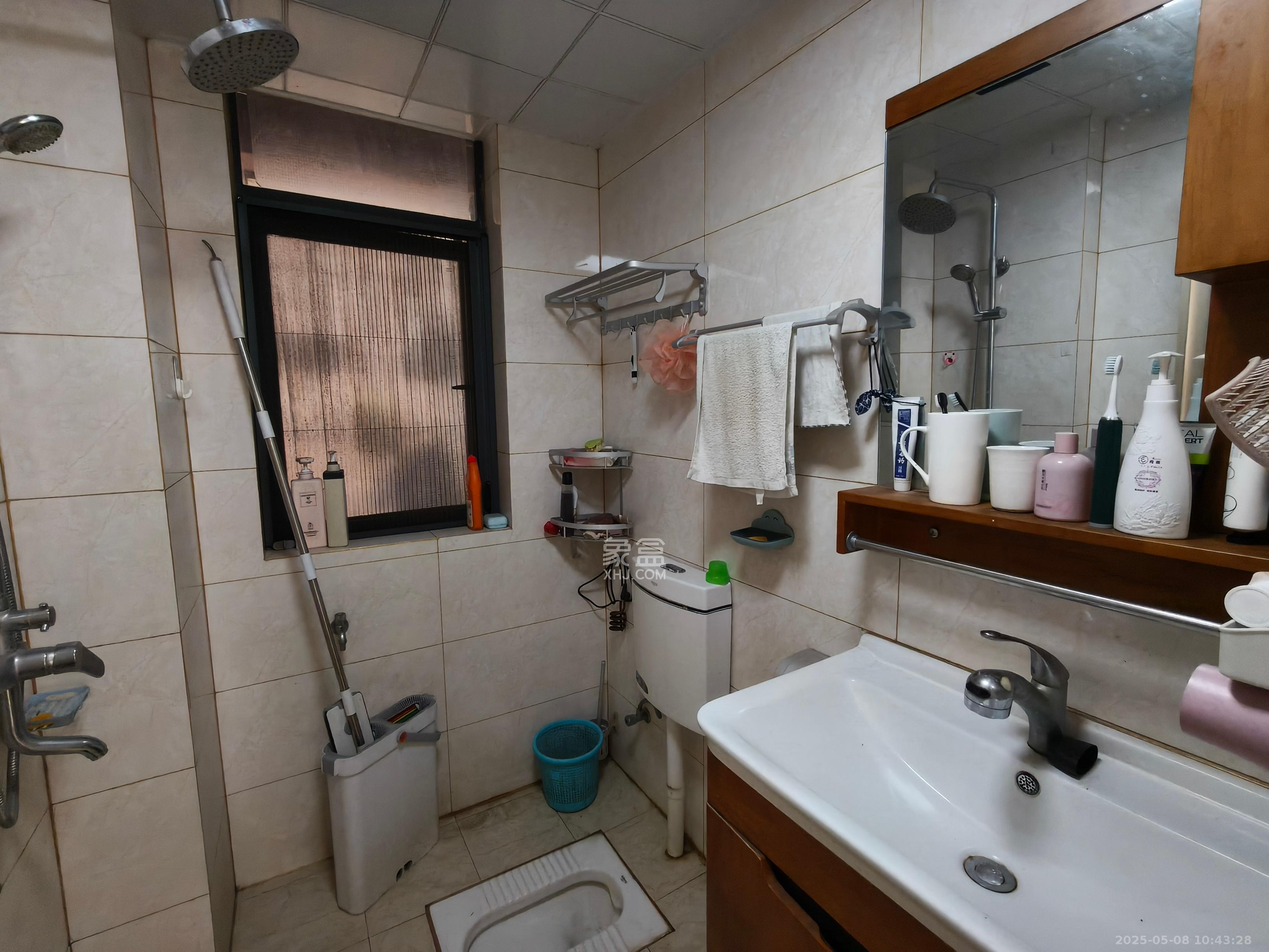 紫华郡 4室2厅2卫 2300.0元/月 紫华郡 4室2厅2卫 2300.0元/月室内图