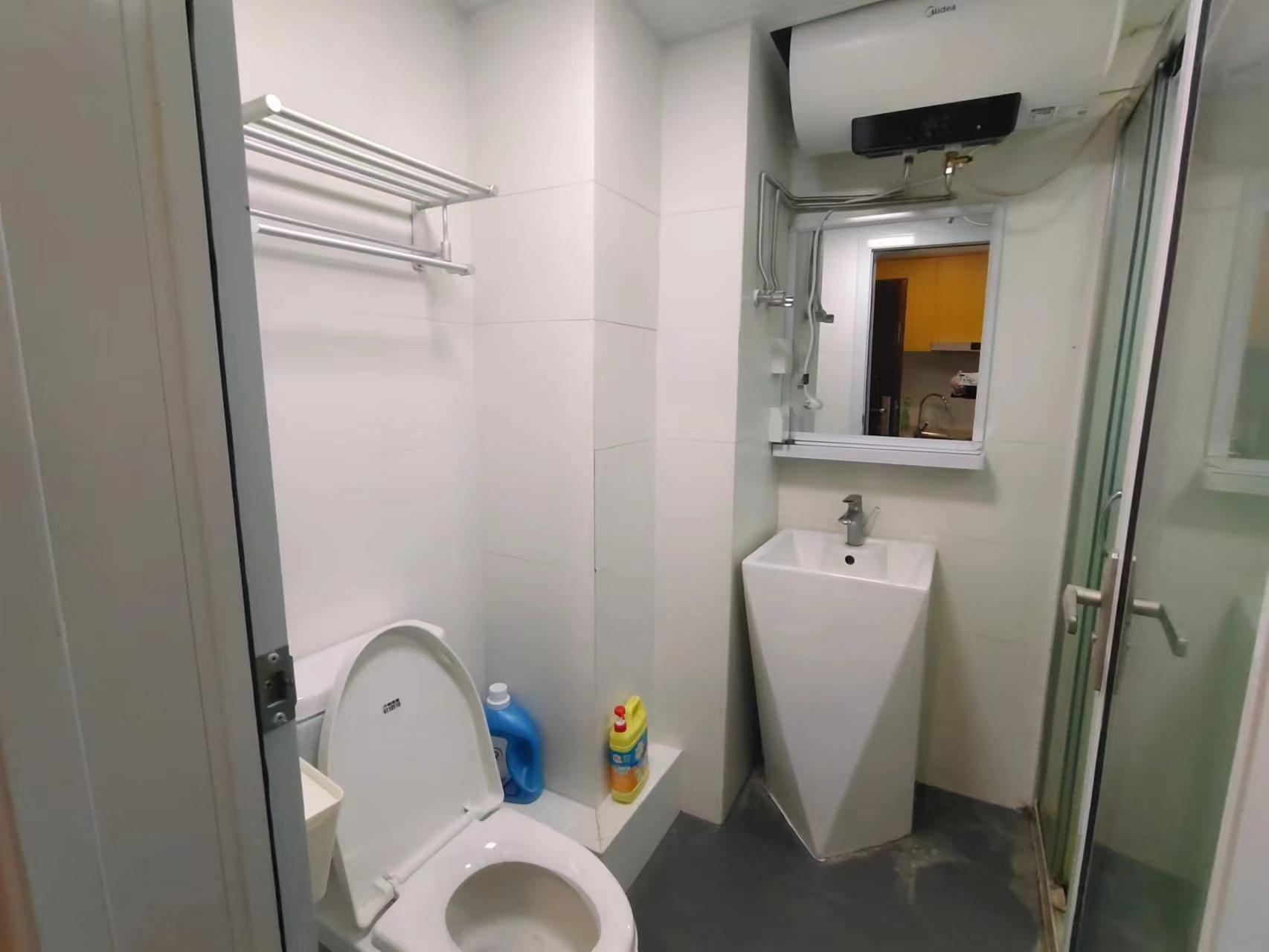 五江碧桂园城市广场  1室1厅1卫   1350.00元/月室内图