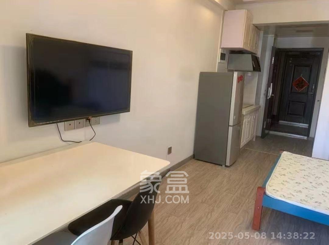 蓝光雍锦阁  1室1厅1卫   1600.00元/月室内图