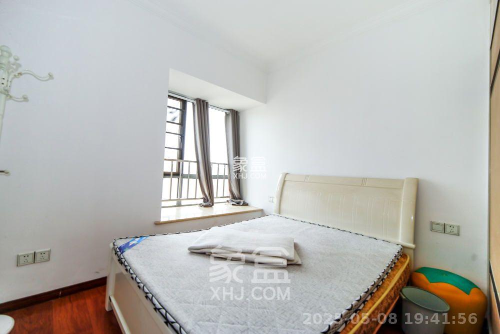 上海城小区 4室2厅2卫 2600.0元/月 上海城小区 4室2厅2卫 2600.0元/月室内图