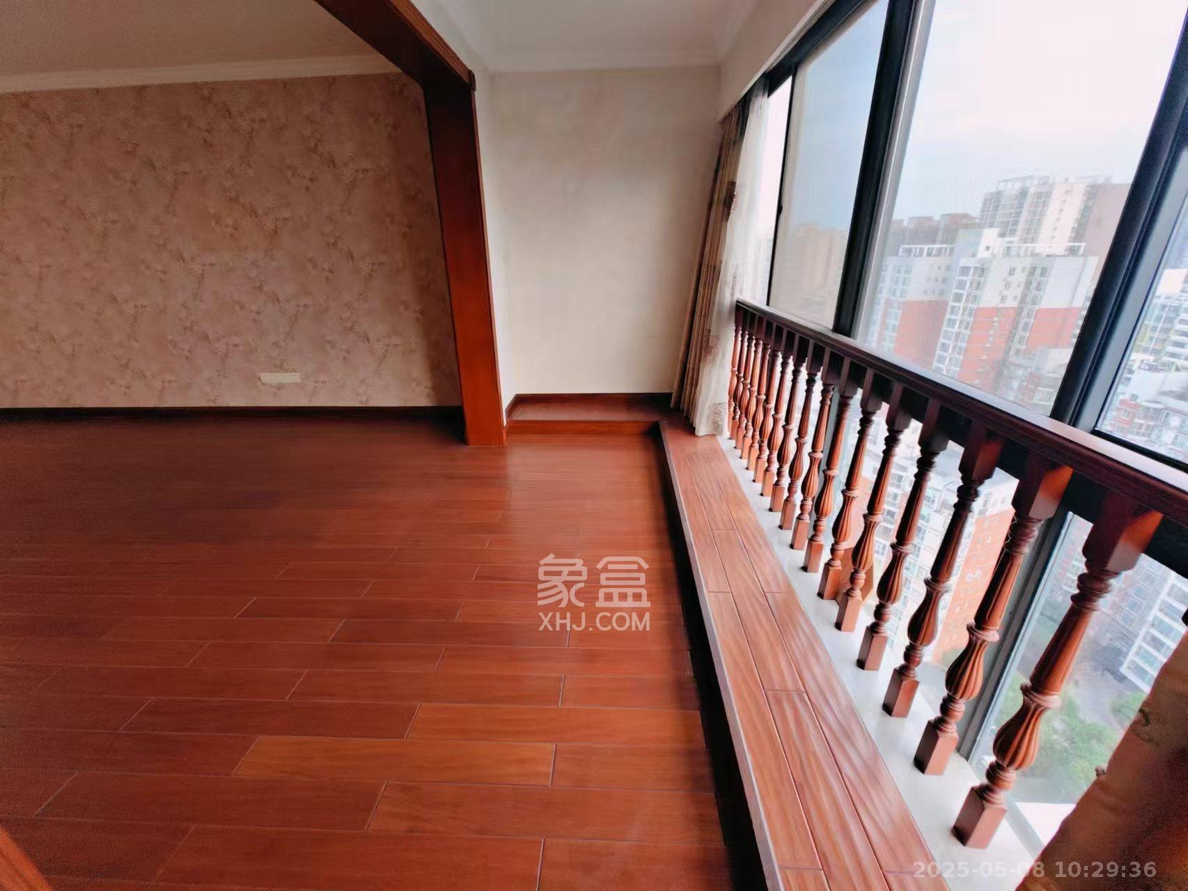 青园  6室2厅3卫    10000.0元/月 青园  6室2厅3卫    10000.0元/月室内图