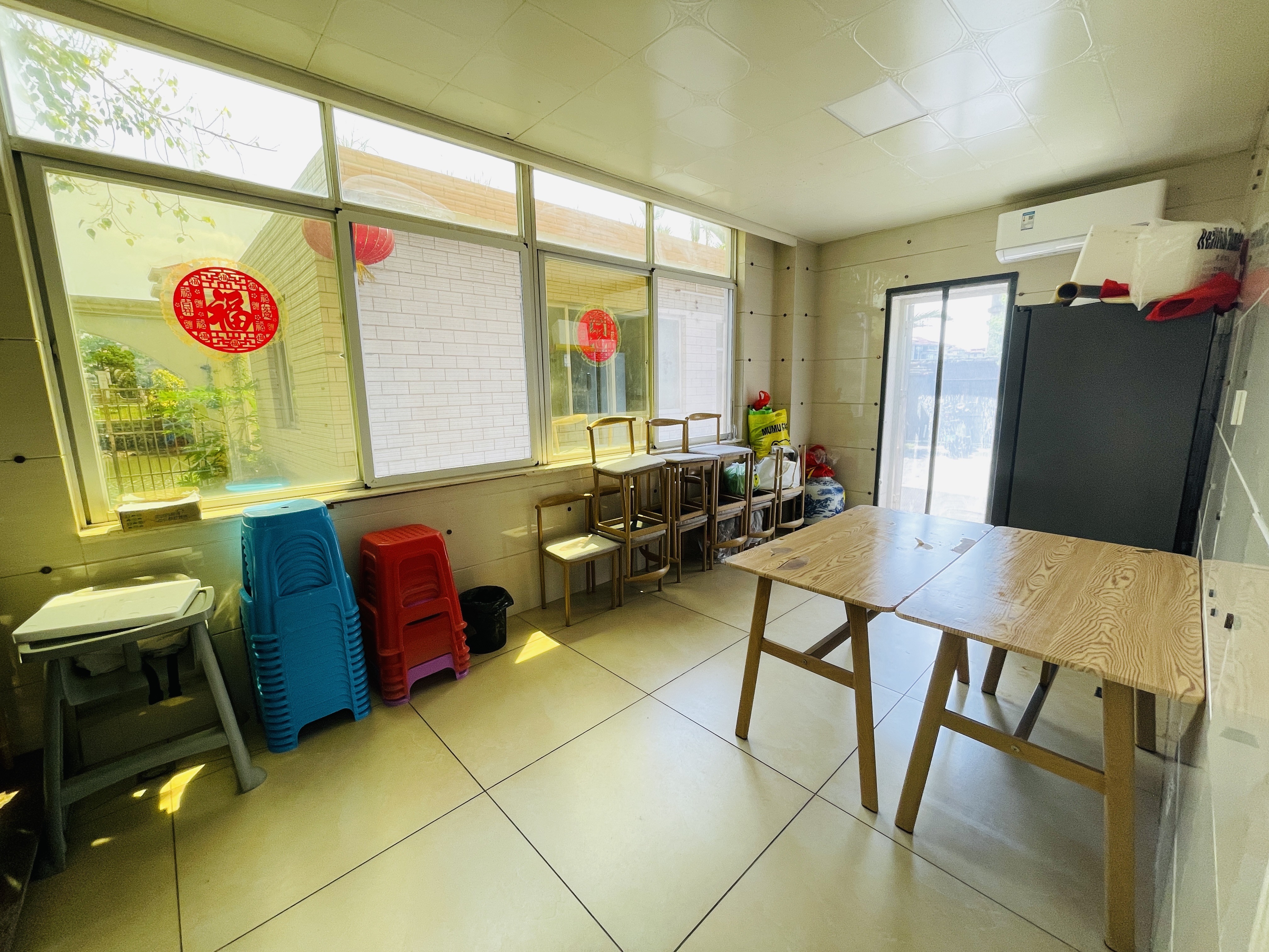 西湾别墅 8室3厅5卫 35000.0元/月 西湾别墅 8室3厅5卫 35000.0元/月室内图