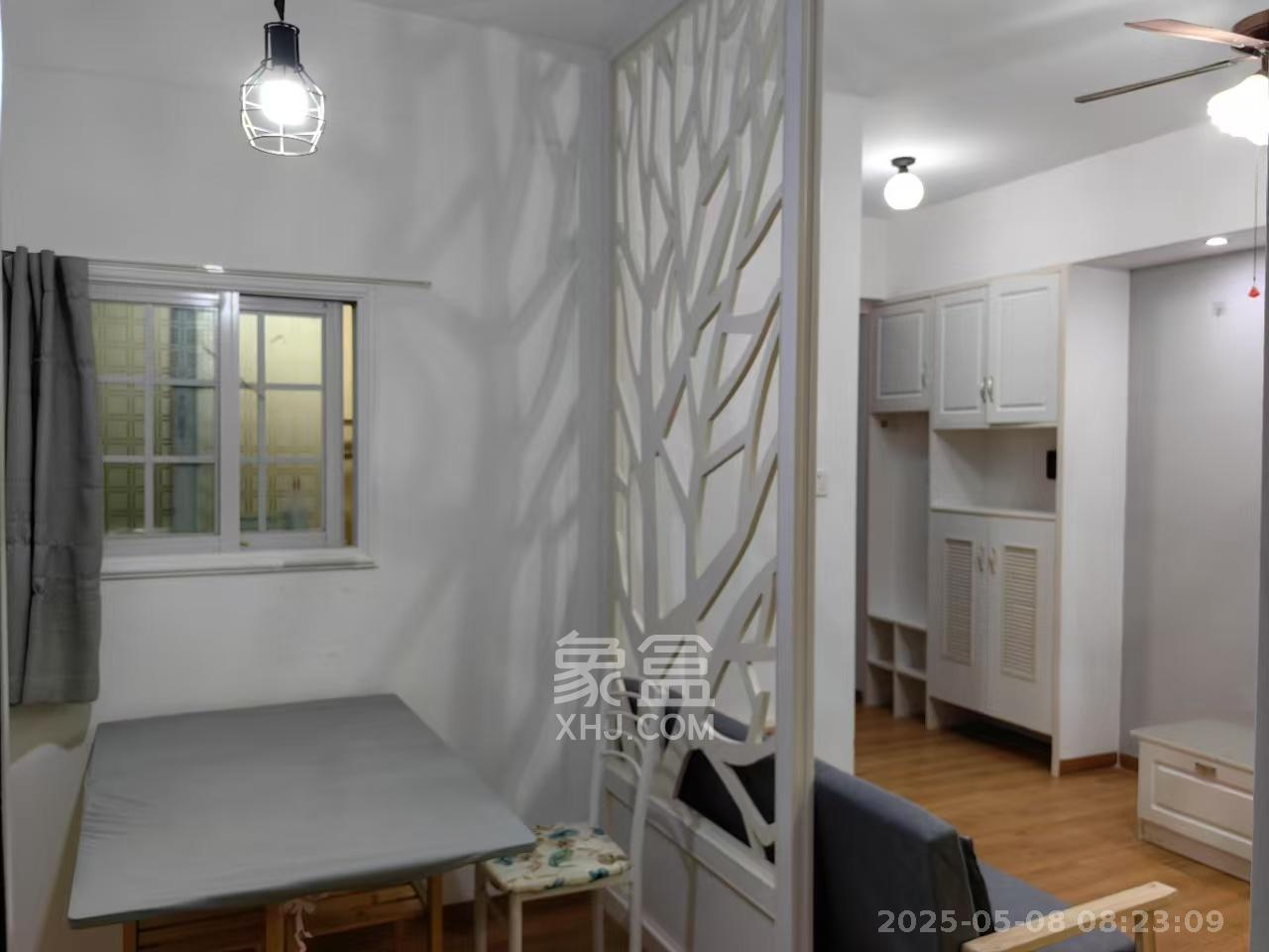 第六都（陆都小区）  1室1厅1卫   2000.00元/月室内图