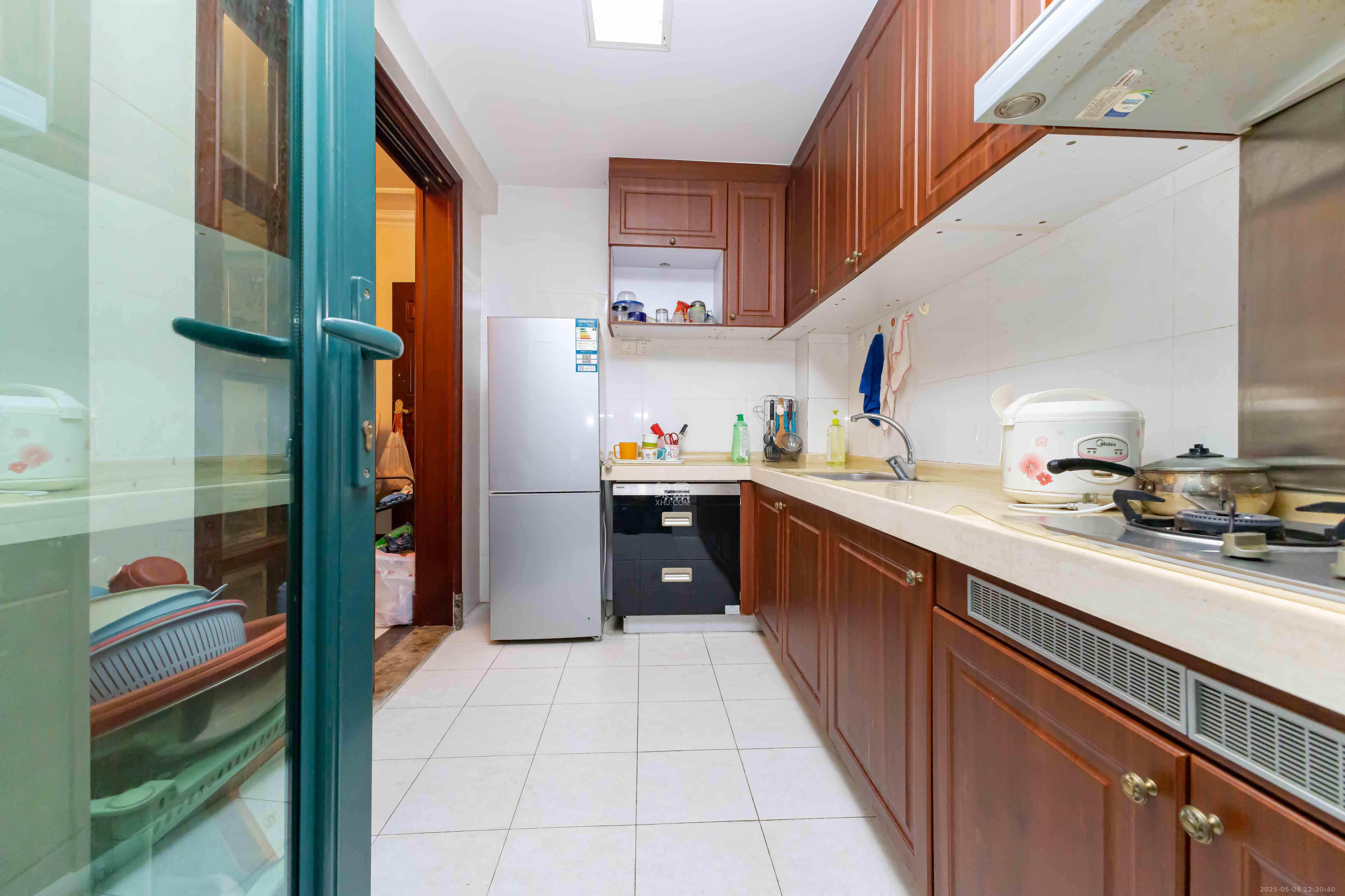 恒大名都 3室2厅1卫 60.0万 恒大名都 3室2厅1卫 60.0万厨房