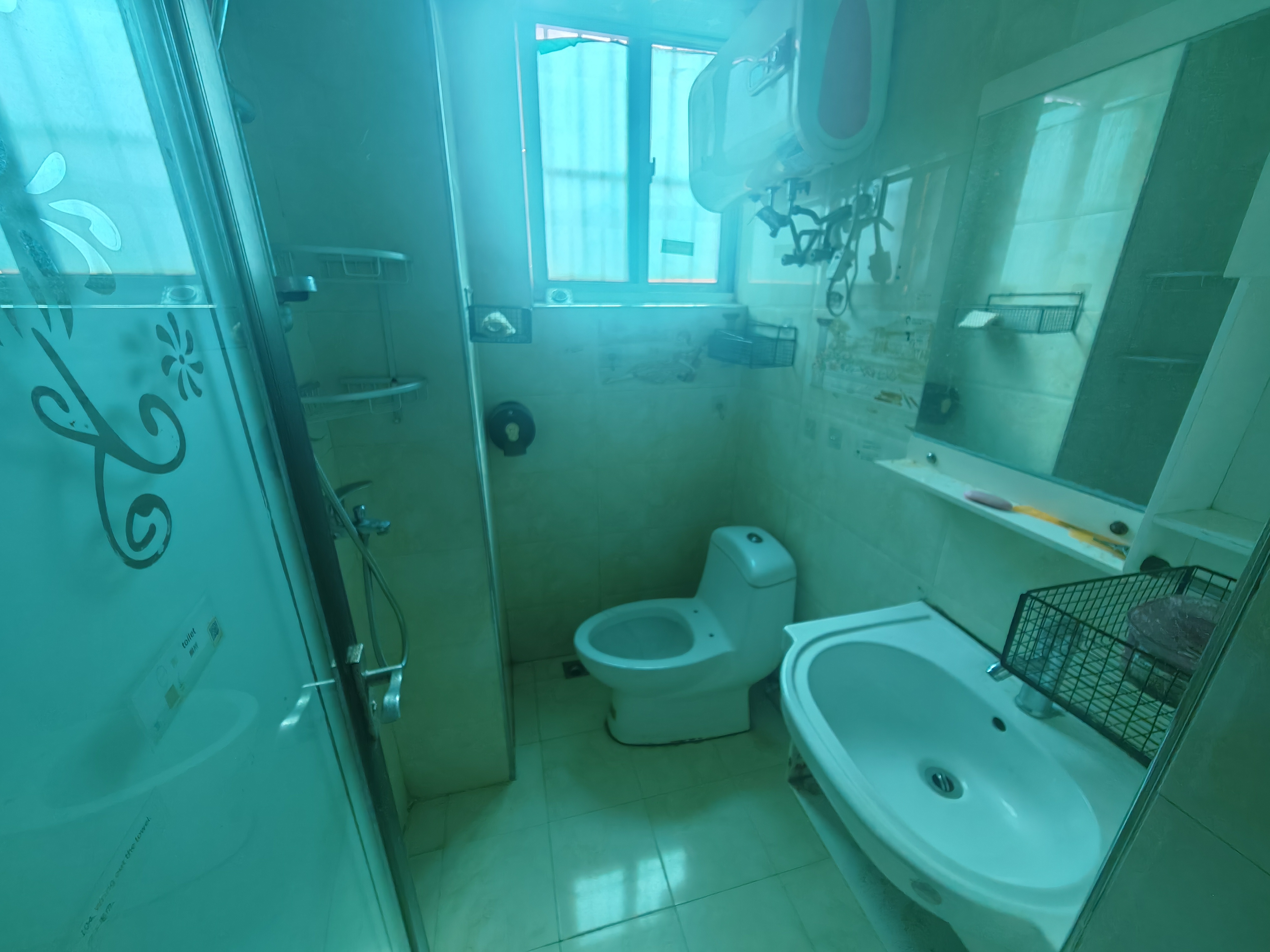 府兴公寓 4室2厅2卫 2800.00元/月 府兴公寓 4室2厅2卫 2800.00元/月室内图