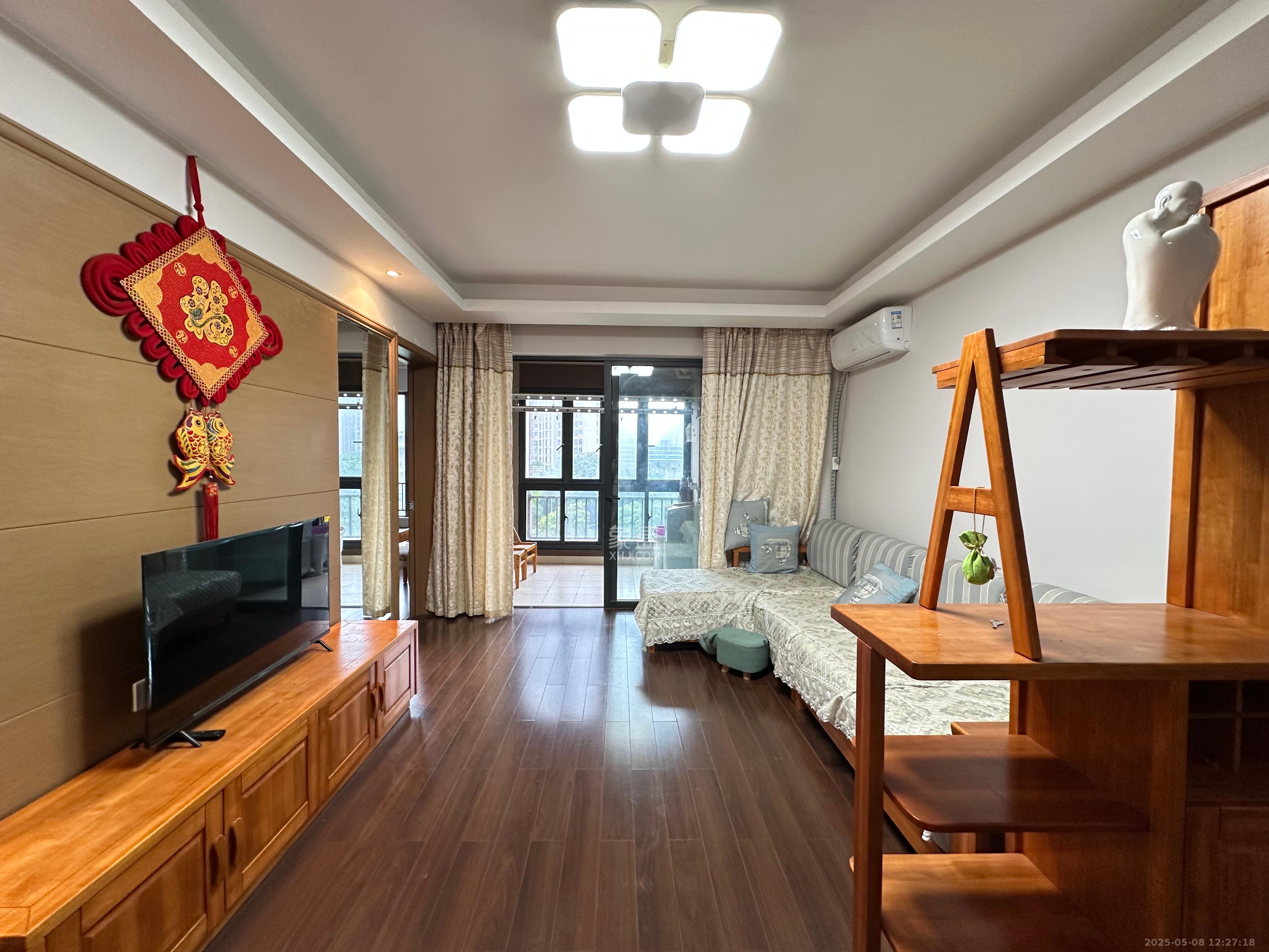 万科白鹭郡  1室2厅1卫    2600.0元/月室内图
