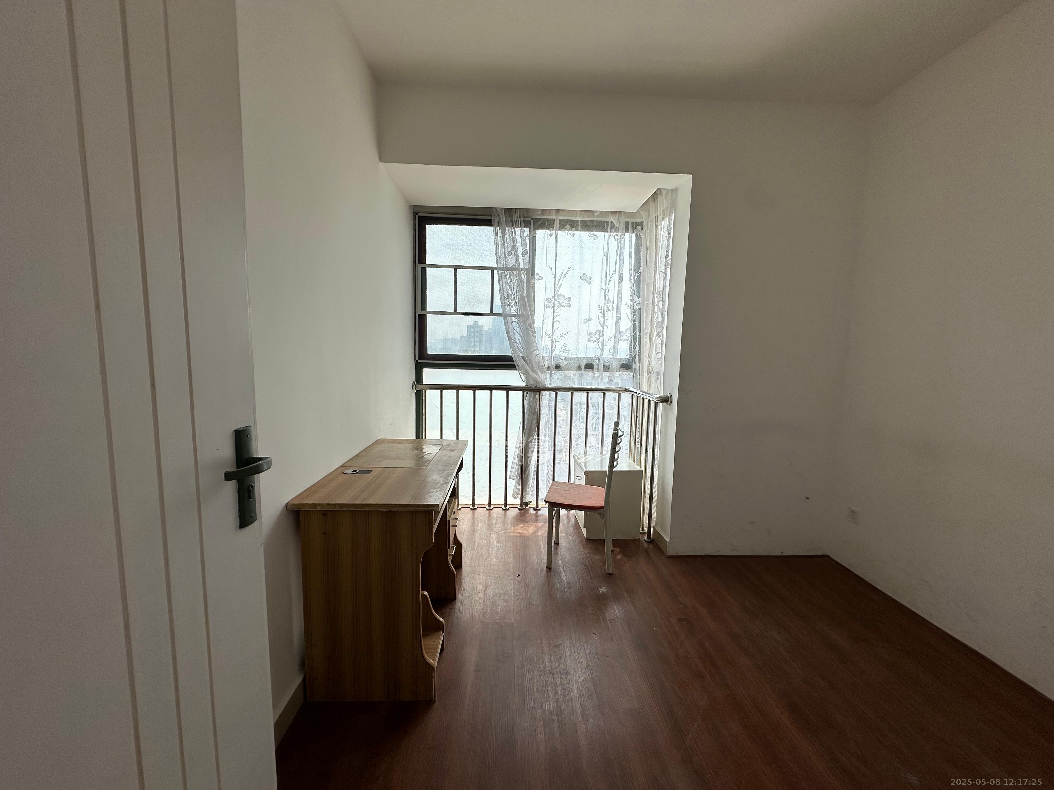 青和上座(上味舫大厦) 1室1厅1卫 2200.0元/月 青和上座(上味舫大厦) 1室1厅1卫 2200.0元/月室内图