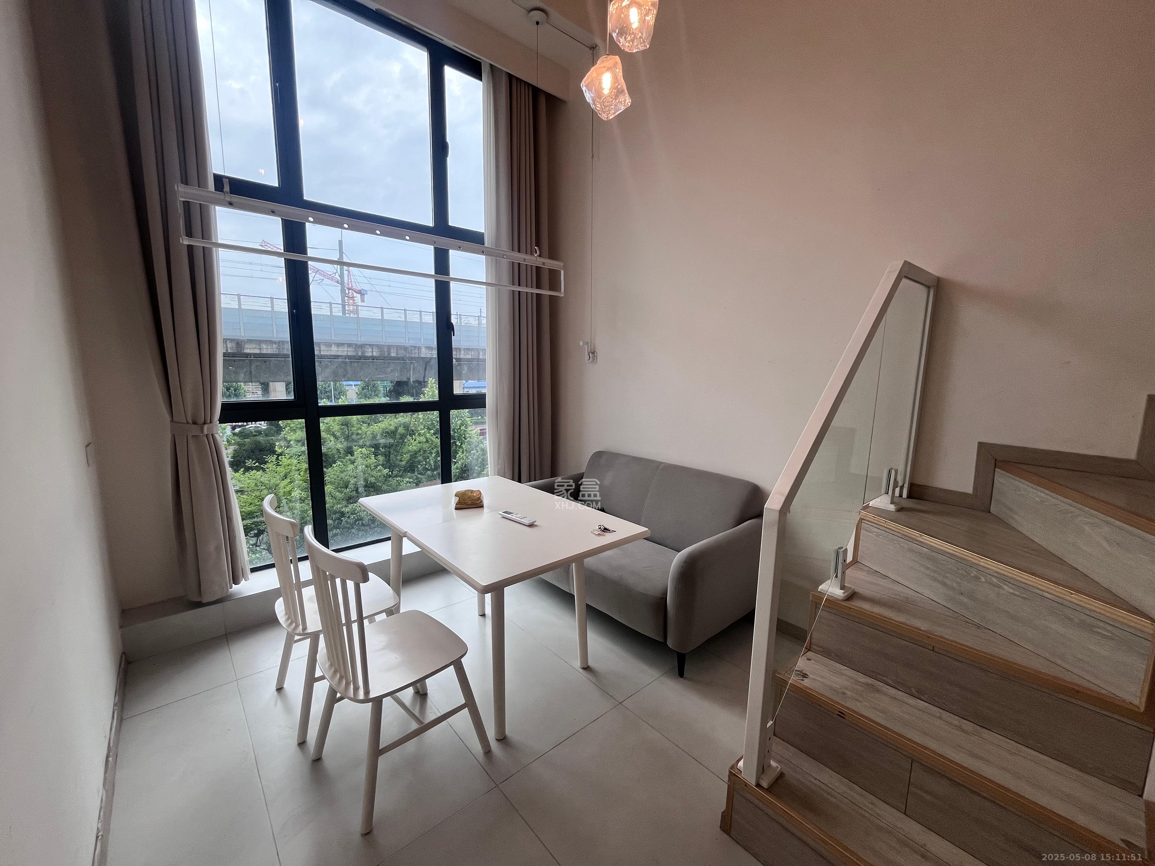 新长海D1站 1室0厅0卫 1500.0元/月 新长海D1站 1室0厅0卫 1500.0元/月室内图