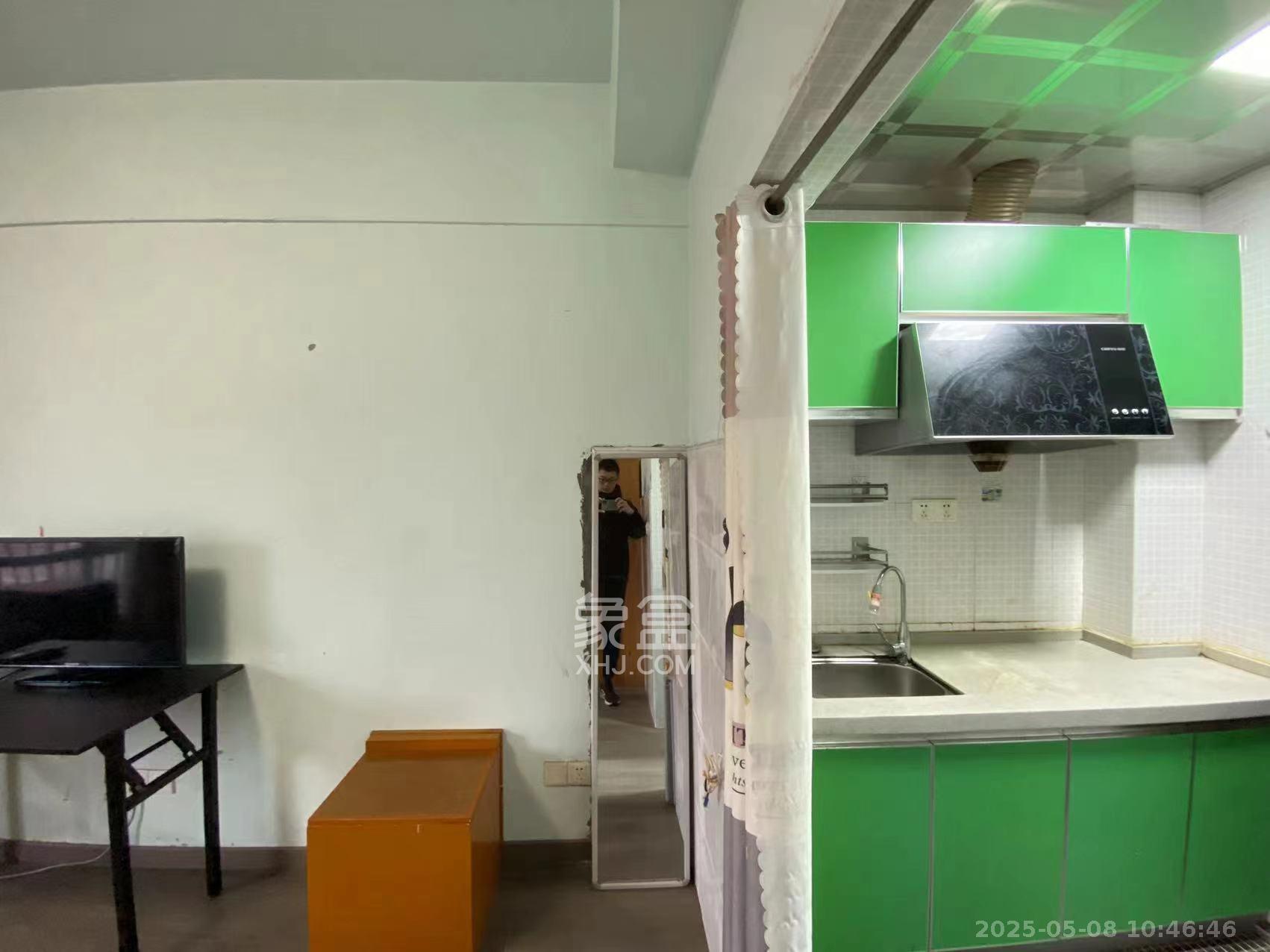 君庭金福苑  1室1厅1卫    1400.0元/月 君庭金福苑  1室1厅1卫    1400.0元/月室内图