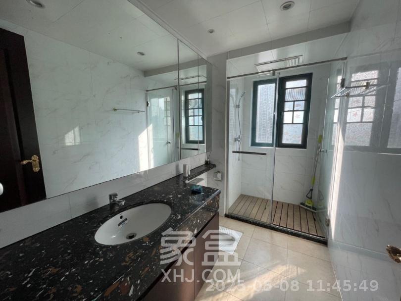 恒大雅苑 3室2厅2卫 3500.0元/月 恒大雅苑 3室2厅2卫 3500.0元/月室内图