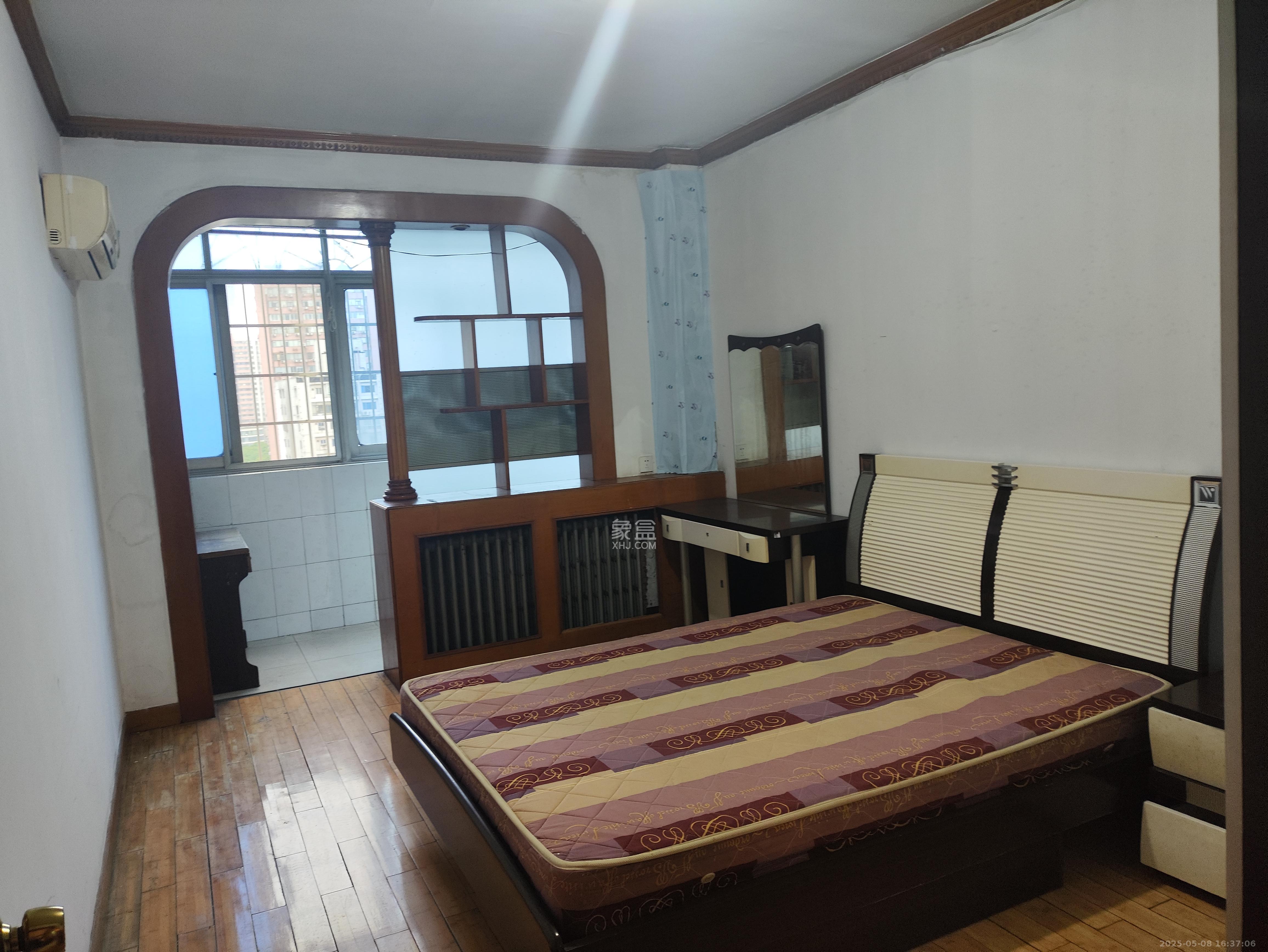 省政府五所 2室1厅1卫 2000.0元/月 省政府五所 2室1厅1卫 2000.0元/月室内图