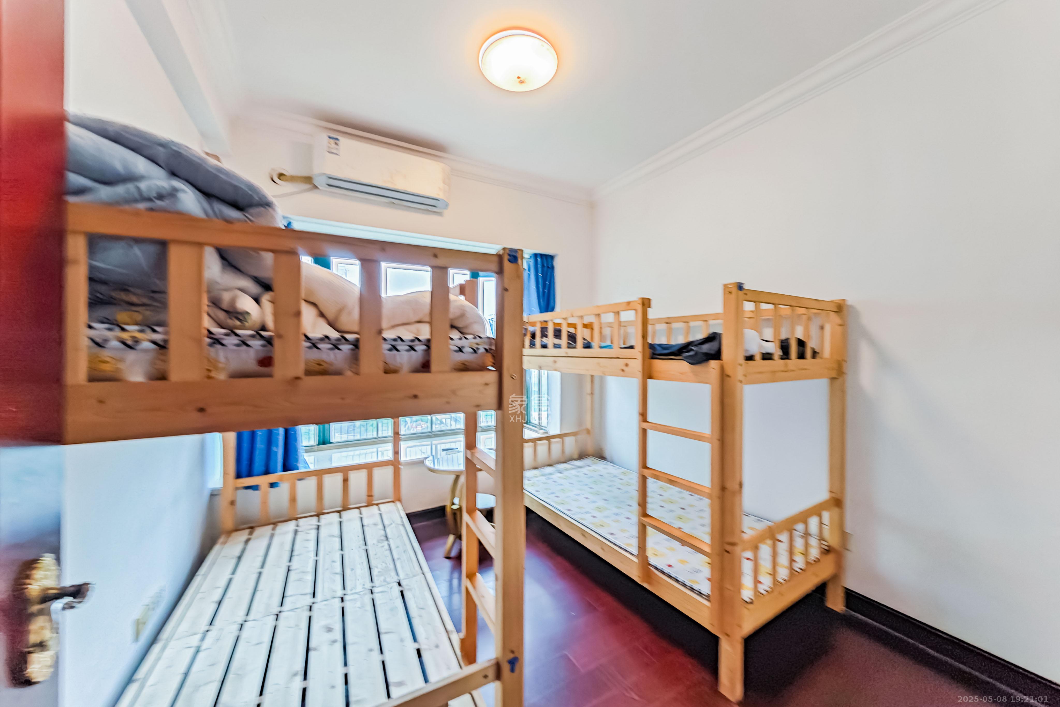 恒大绿洲  3室2厅2卫    86.0万 恒大绿洲  3室2厅2卫    86.0万卧室