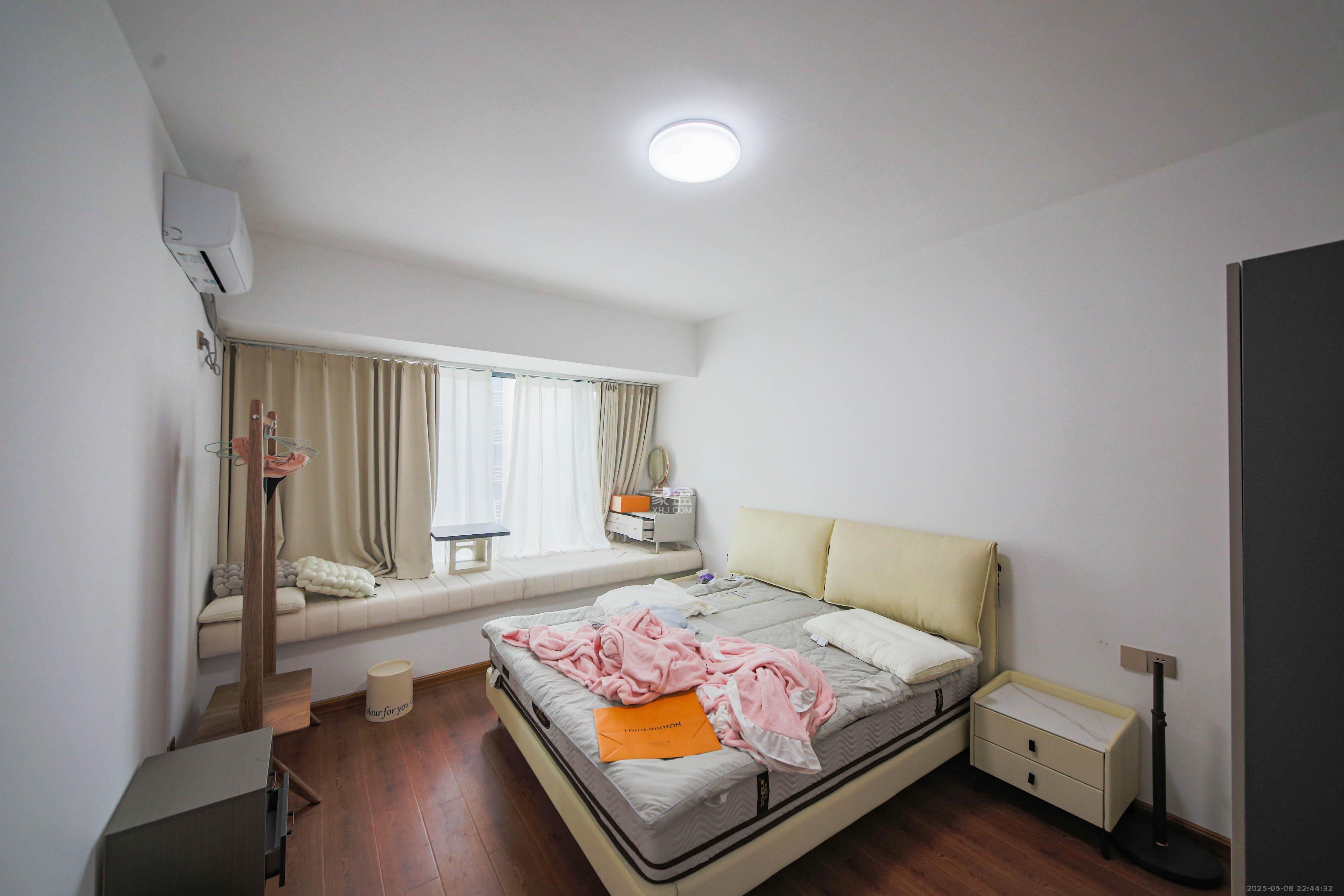 博林云栖  3室2厅2卫    160.0万 博林云栖  3室2厅2卫    160.0万卧室