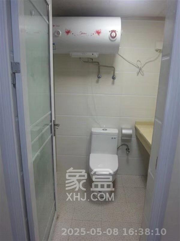 德庆水韵山城  1室1厅1卫   1300.00元/月室内图