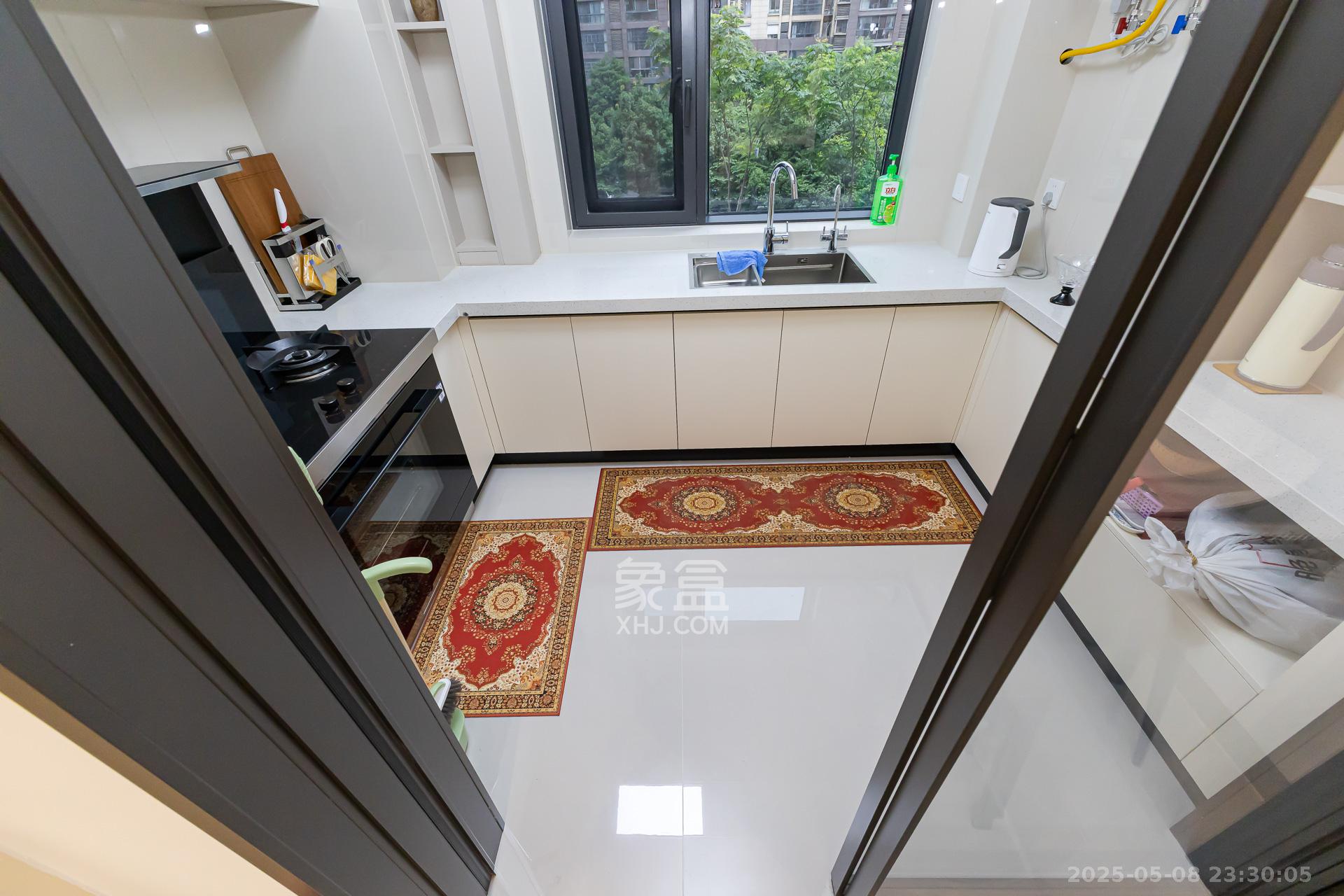 玛丽的花园(金色阳光家园)  3室2厅2卫    125.0万 玛丽的花园(金色阳光家园)  3室2厅2卫    125.0万厨房