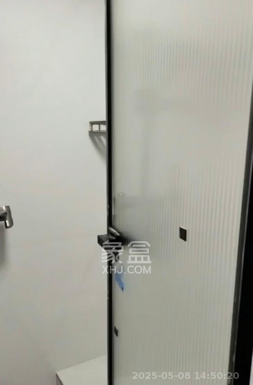 力高凤凰新天  1室0厅0卫    1400.0元/月室内图