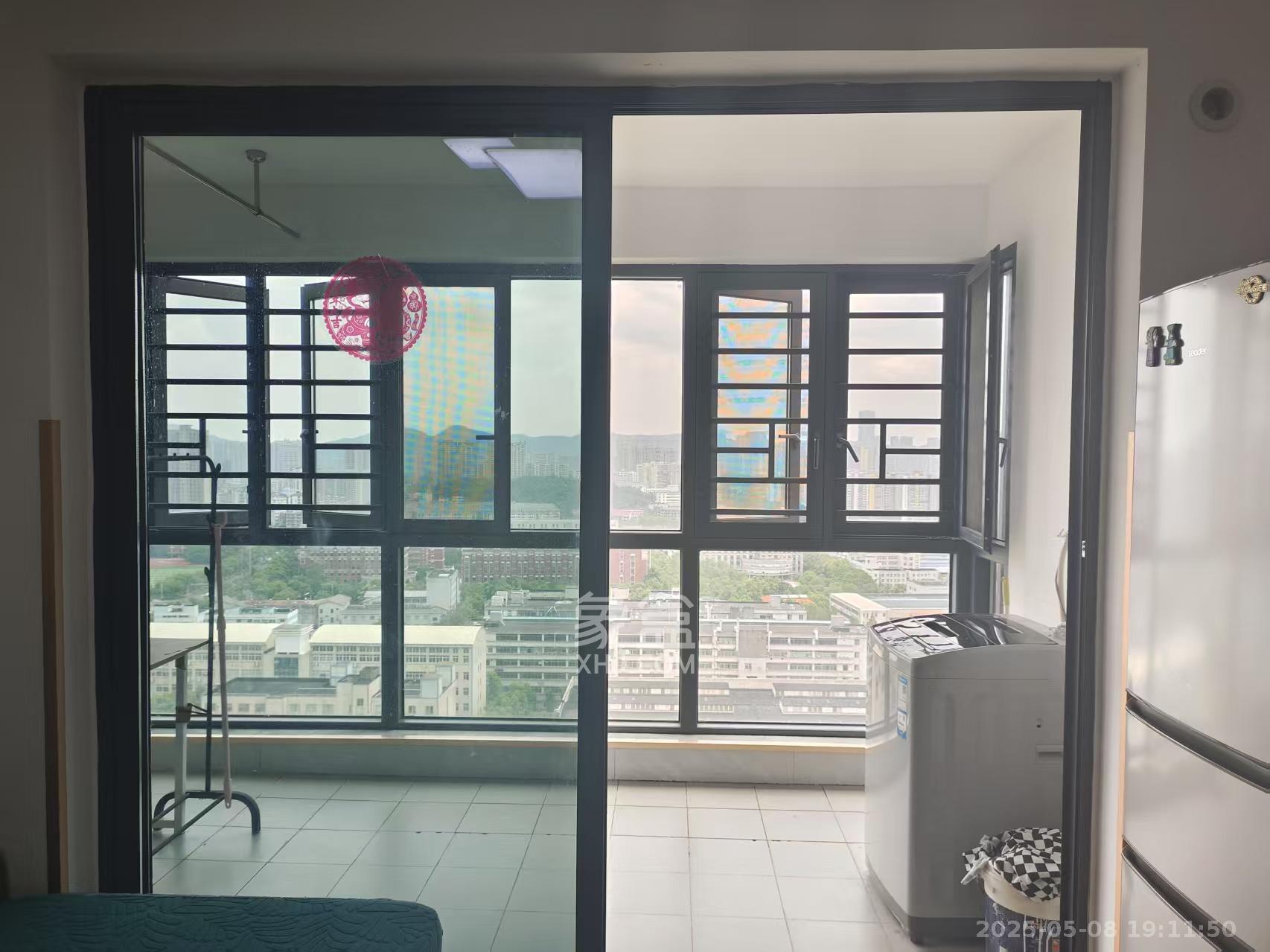 金辉优步花园 3室2厅1卫 2800.0元/月 金辉优步花园 3室2厅1卫 2800.0元/月室内图