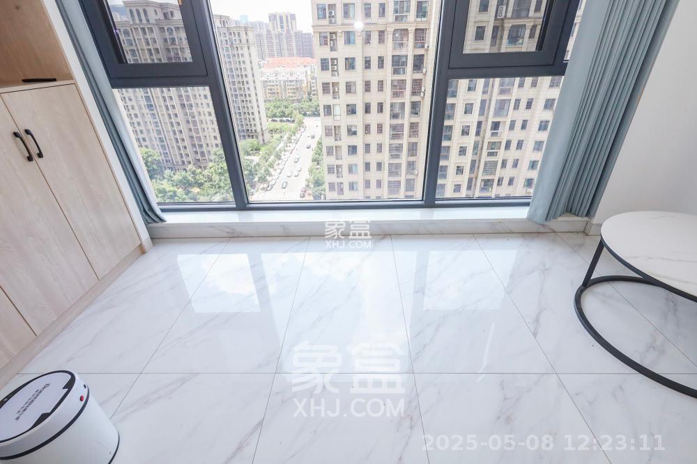 阳光丽城  4室2厅2卫   3600.00元/月室内图