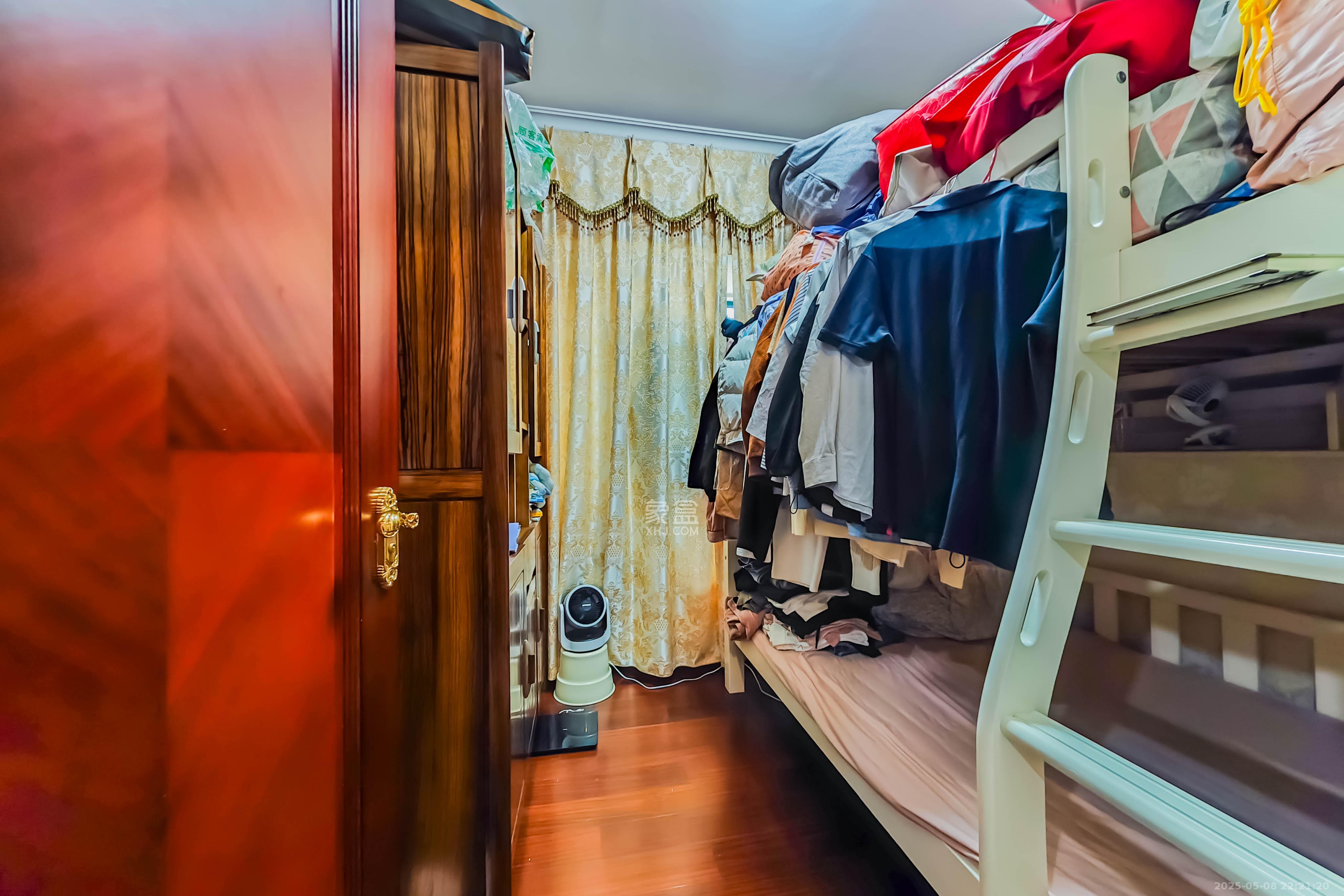 恒大绿洲  4室2厅2卫    145.0万 恒大绿洲  4室2厅2卫    145.0万卧室