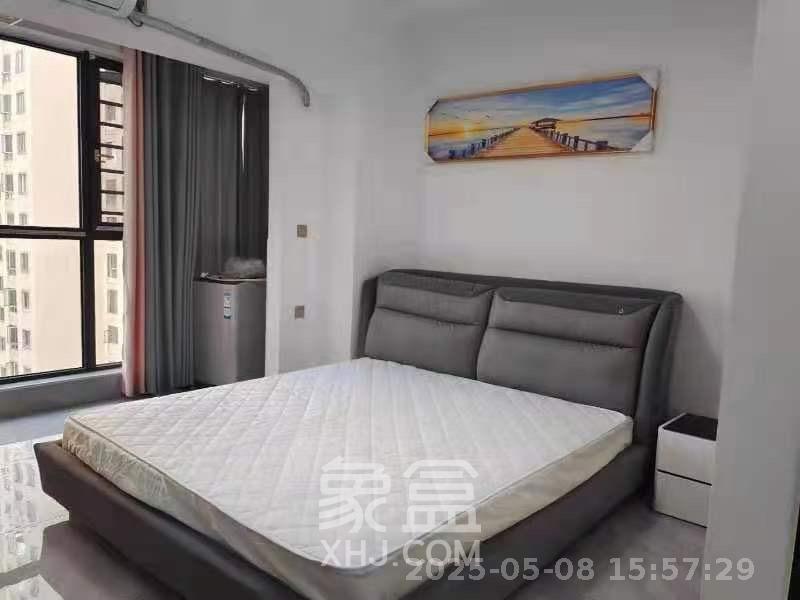 钱隆世家  1室1厅1卫   1600.00元/月