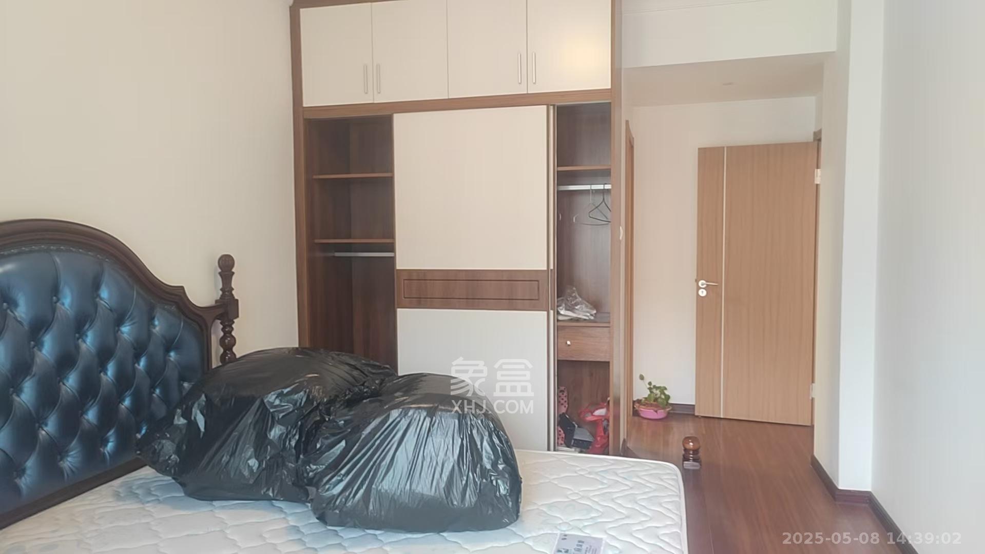 幸福考拉789  3室2厅2卫   2100.00元/月室内图