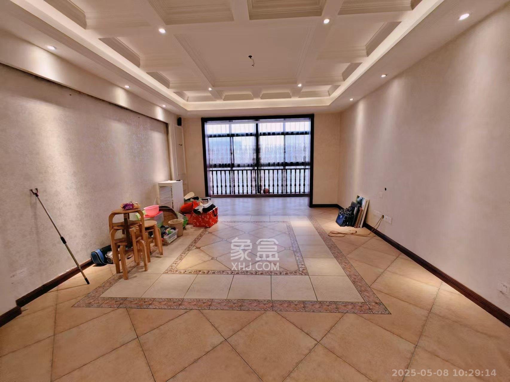 青园  6室2厅3卫    10000.0元/月 青园  6室2厅3卫    10000.0元/月室内图