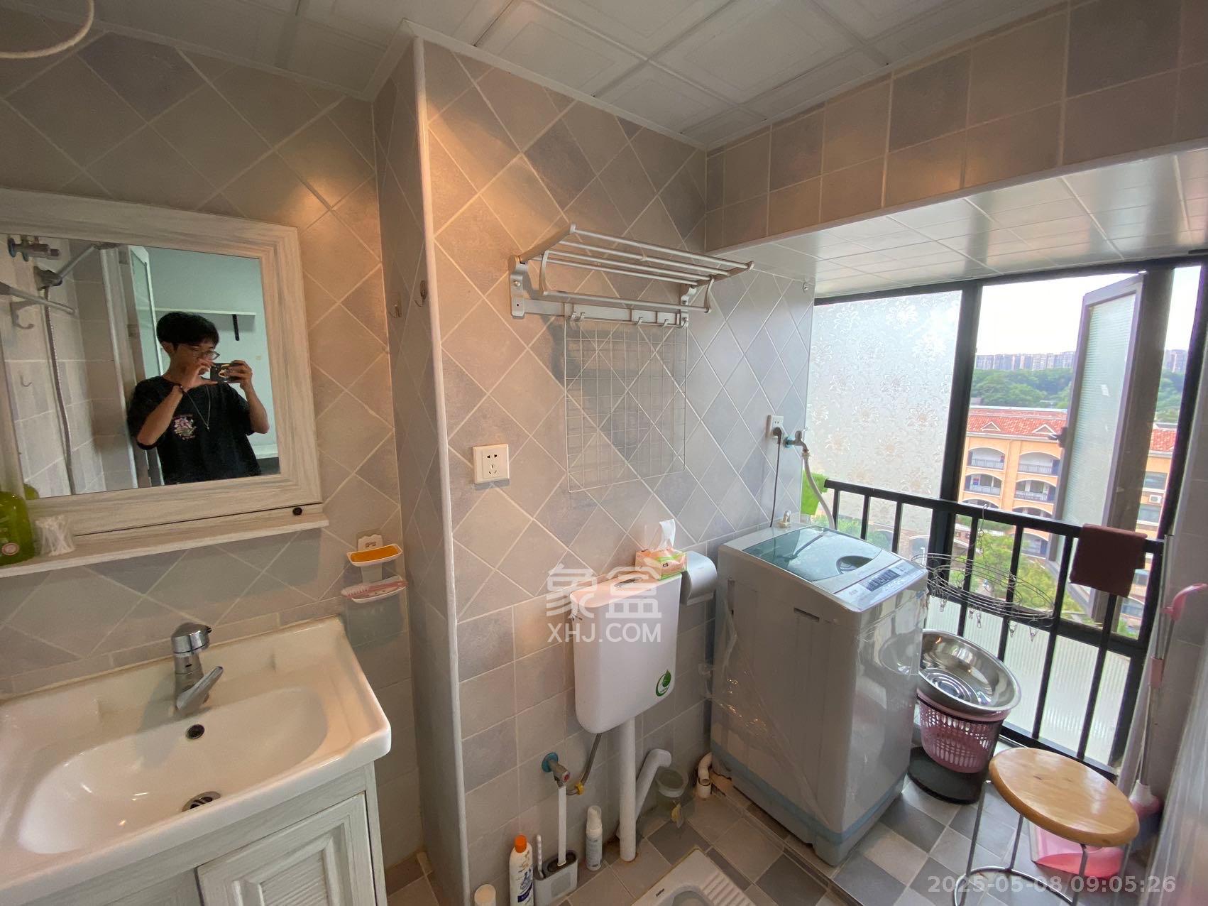 中建芙蓉嘉苑  1室1厅1卫   1600.00元/月室内图
