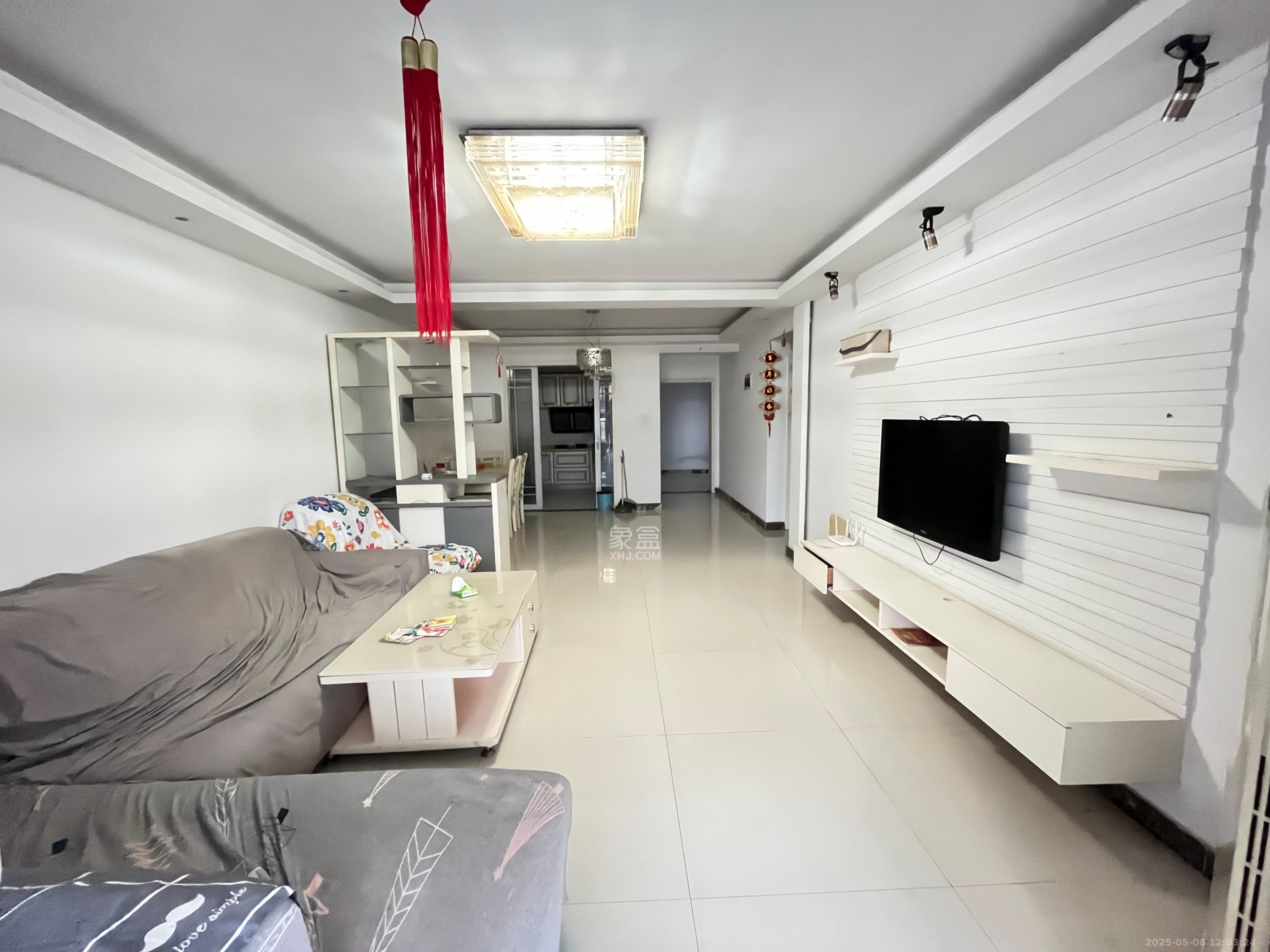 麓江春 3室2厅2卫 2800.0元/月 麓江春 3室2厅2卫 2800.0元/月室内图